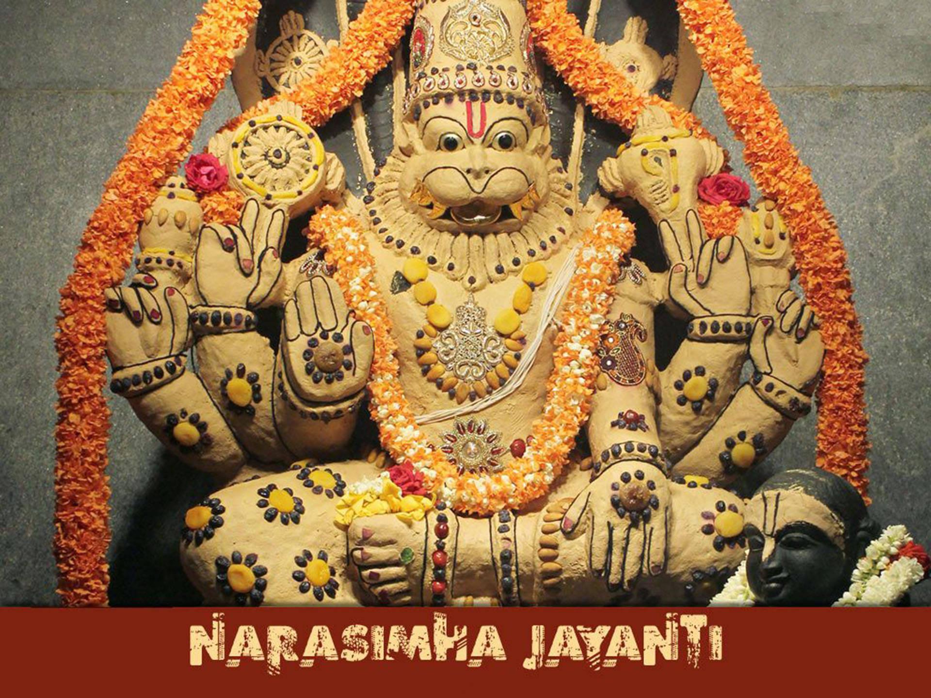 Lord Narasimha Sculpture — 1920x1440 wallpaper