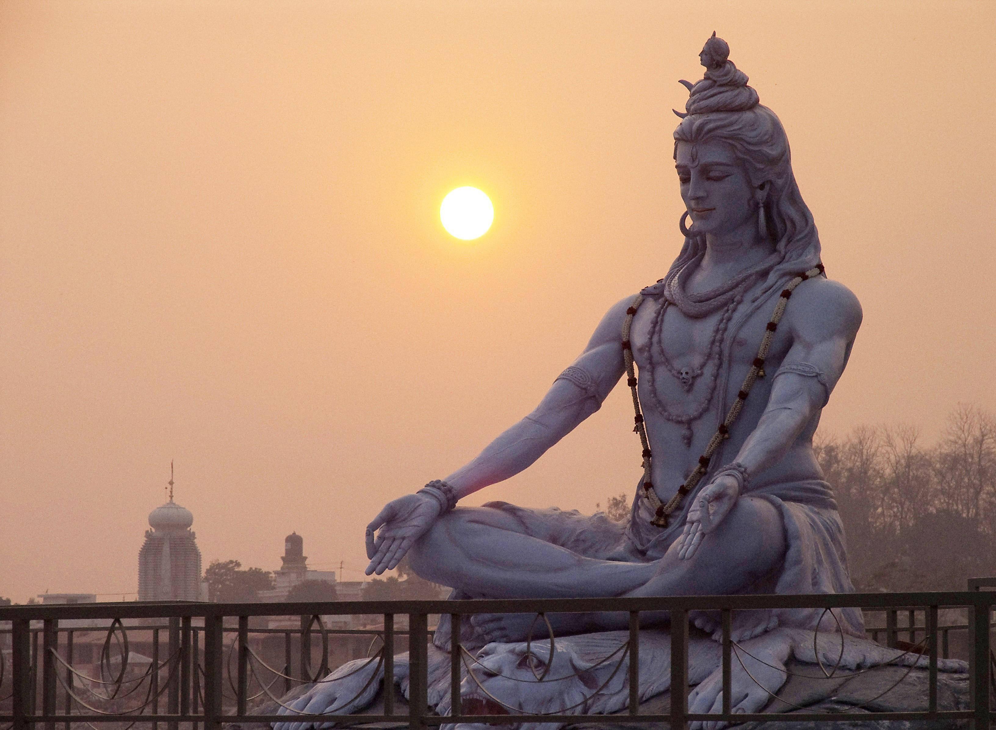 Lord Shiva In Sunlight — 3264x2394 wallpaper