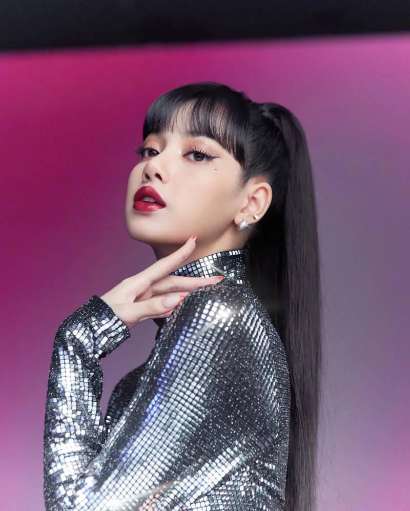 MAC Cosmetics Lisa Blackpink HD — 800x997 wallpaper