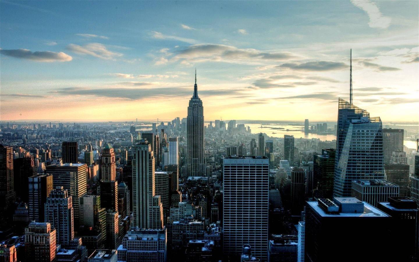 MacBook Pro NY skyline — 1440x900 wallpaper
