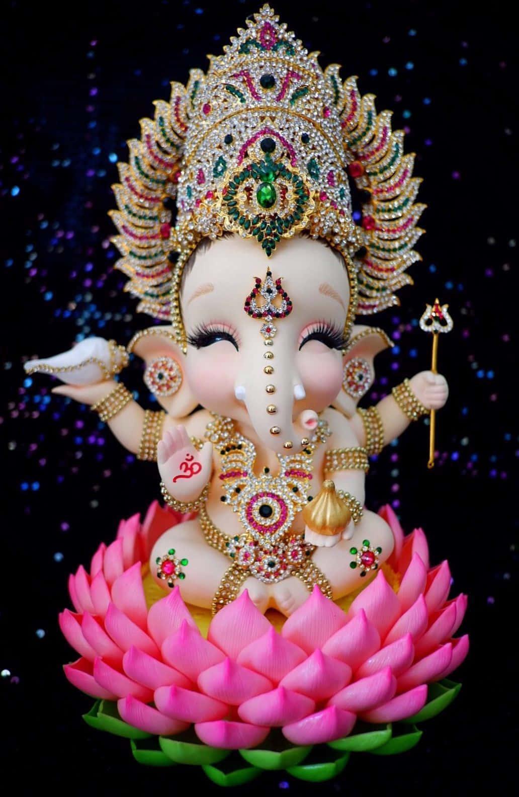 Majestic Statue of Lord Ganesha — 1032x1584 wallpaper