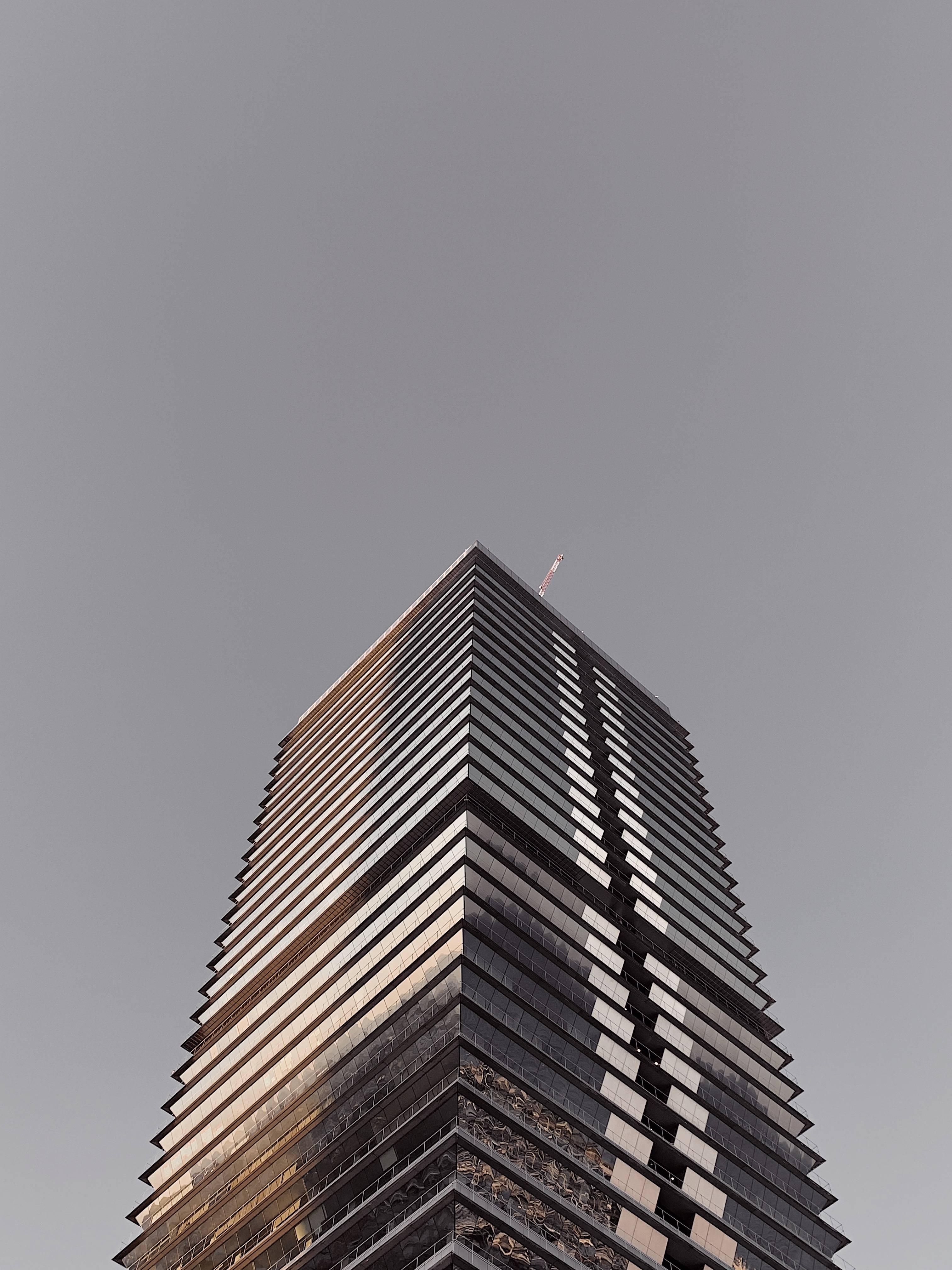 Mapfre Tower Ios 16 — 3024x4032 wallpaper