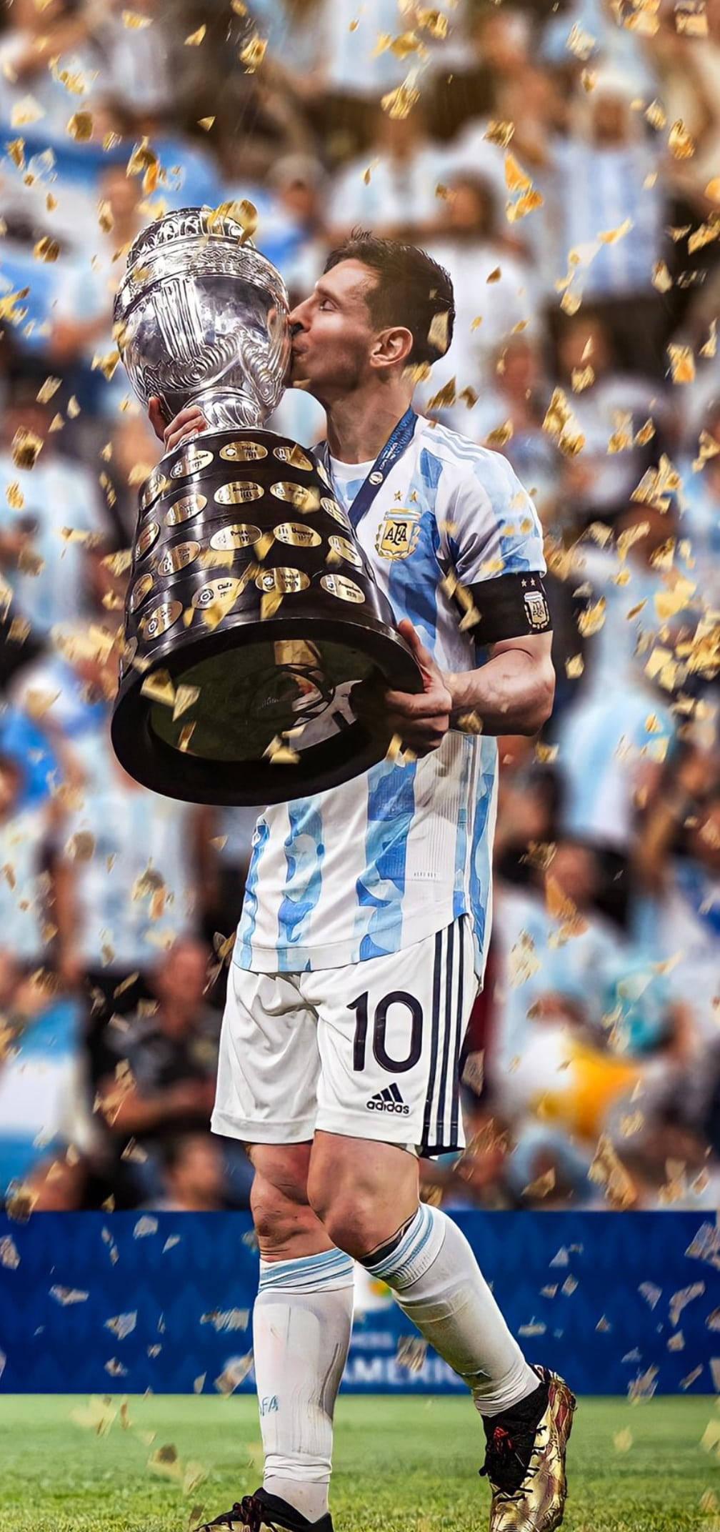 Messi 4k Ultra HD Trophy — 1008x2144 wallpaper