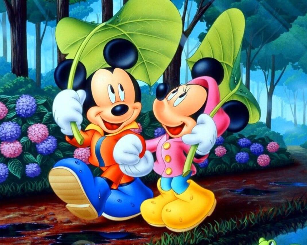 Mickey And Minnie 4K Cartoon — 1070x856 wallpaper