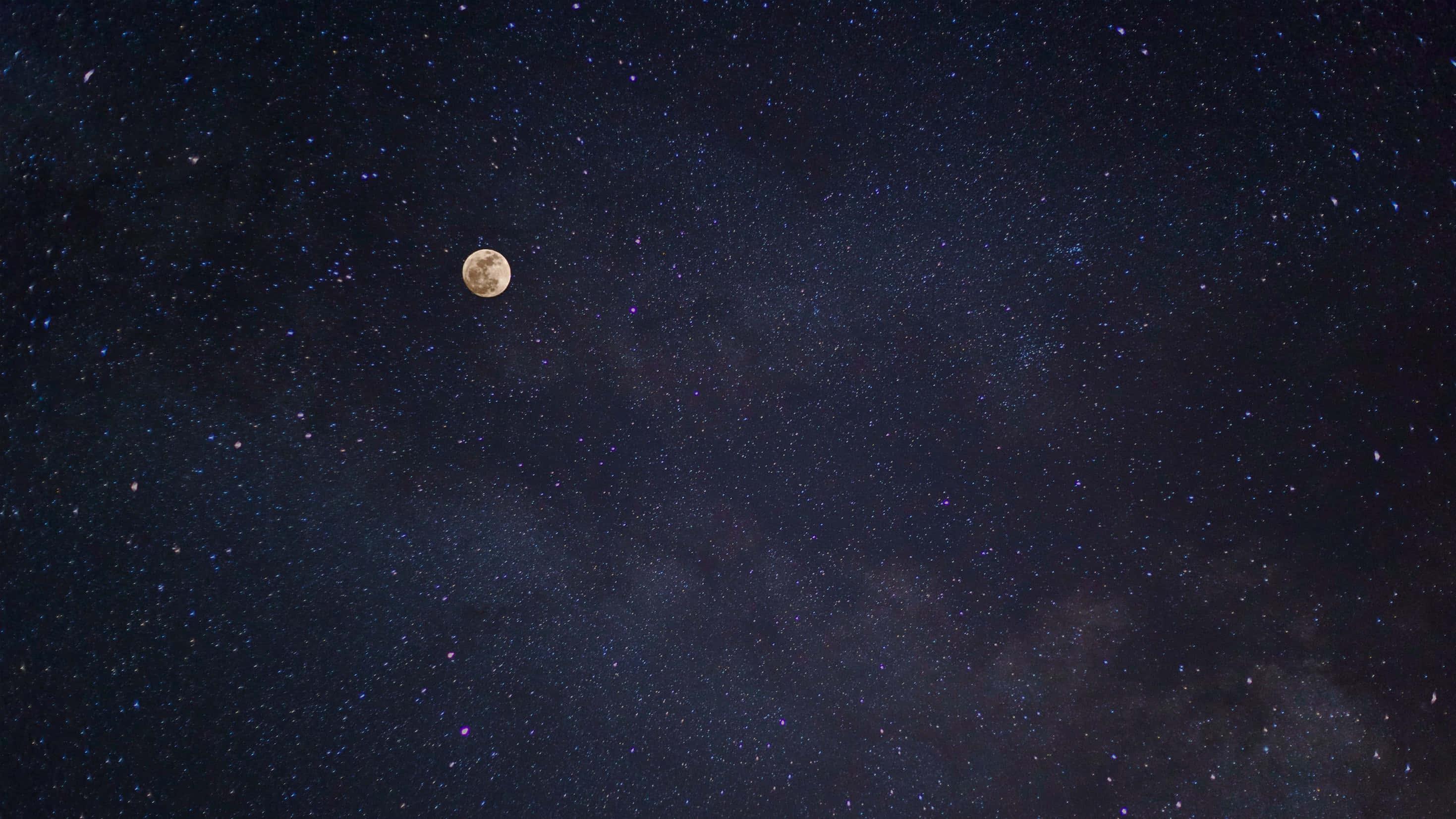 Moon In Starry Night Picture — 2938x1653 wallpaper