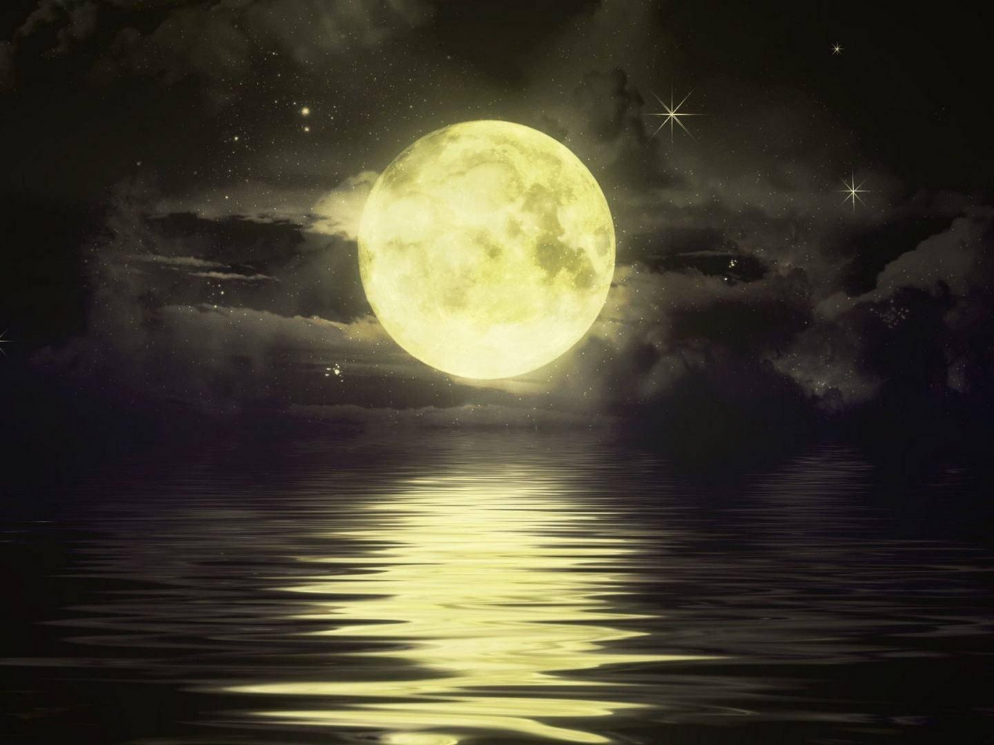 Moon — 1440x1080 wallpaper