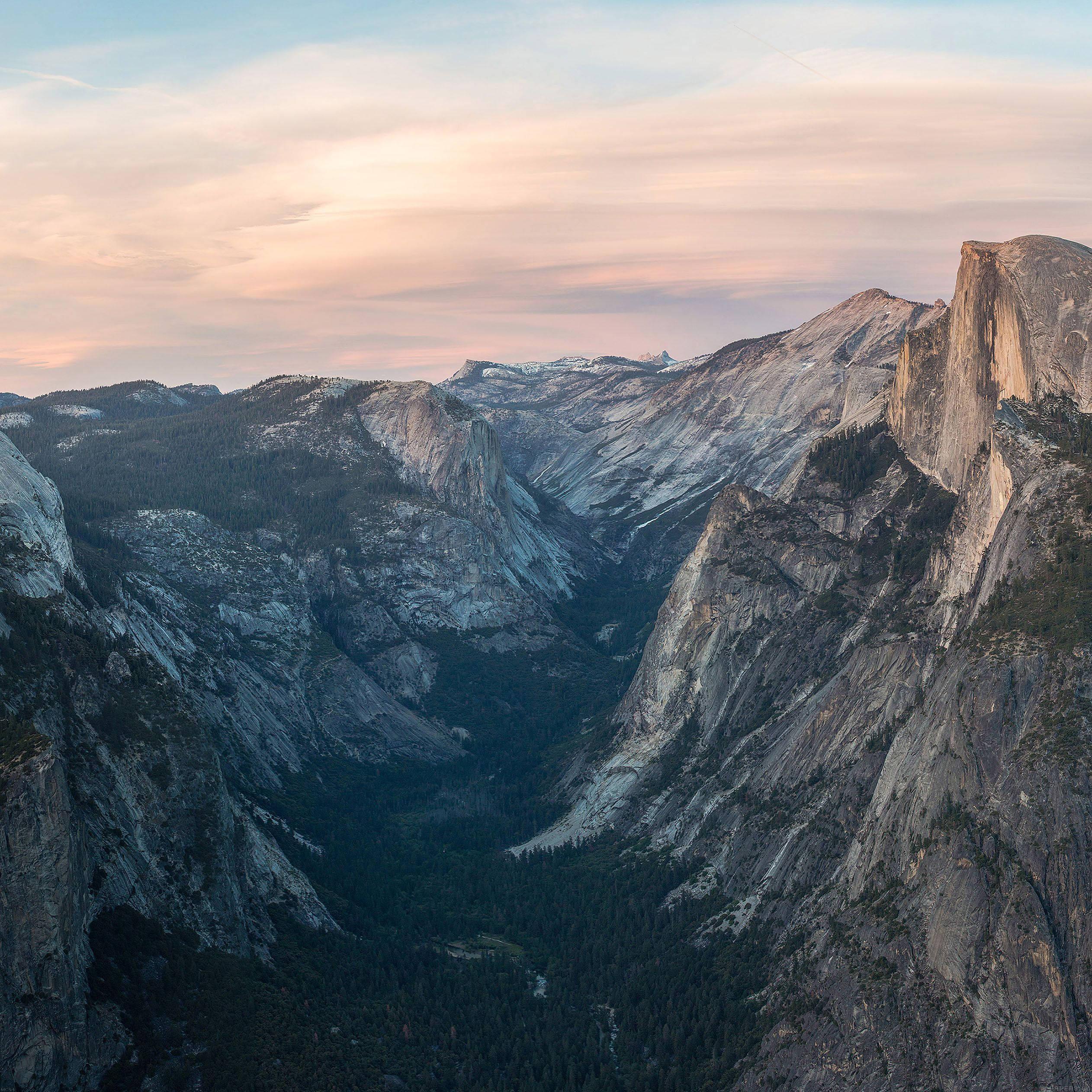 Mountain Valley iPad Display — 2524x2524 wallpaper