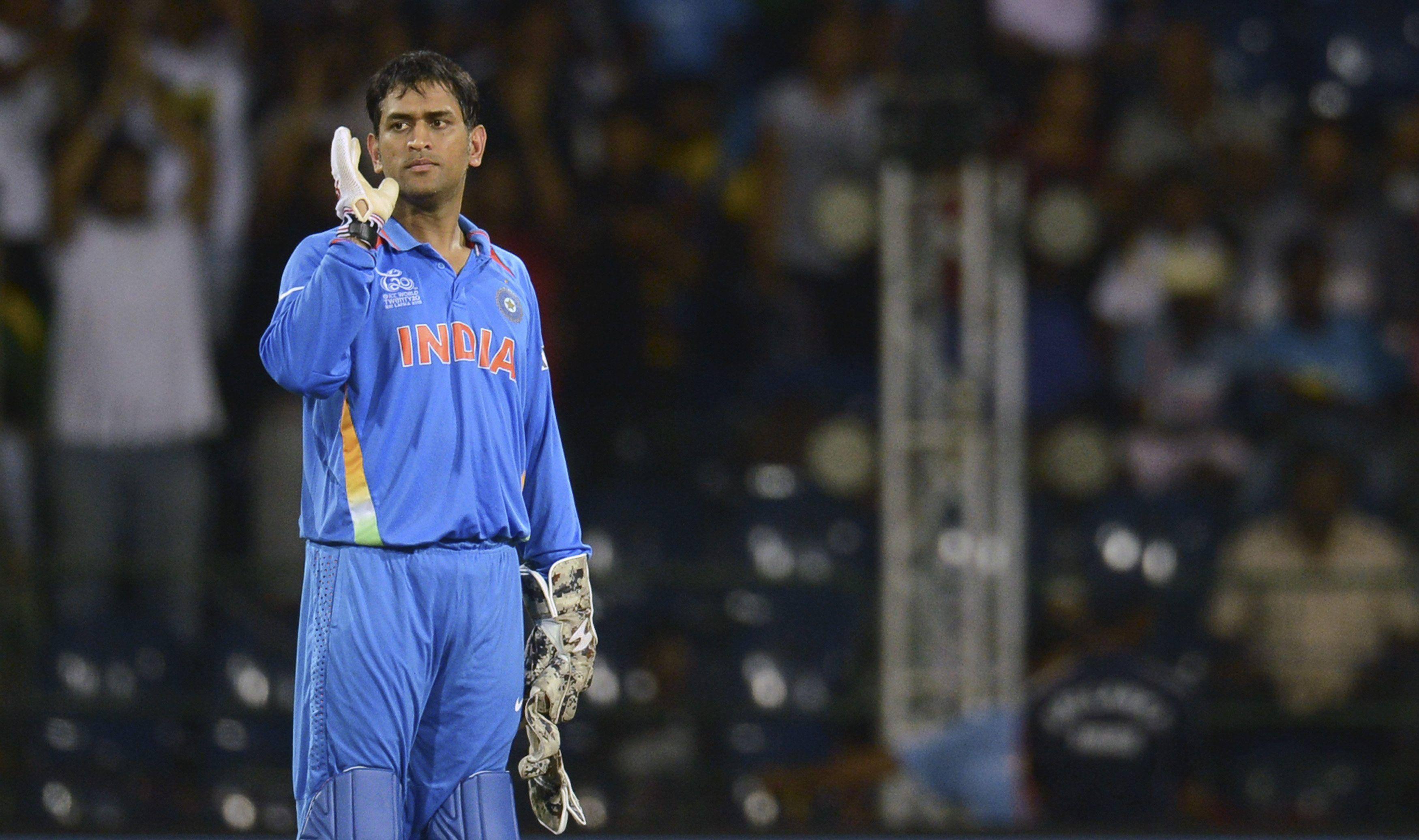Ms Dhoni Right Hand Batter — 3500x2072 wallpaper