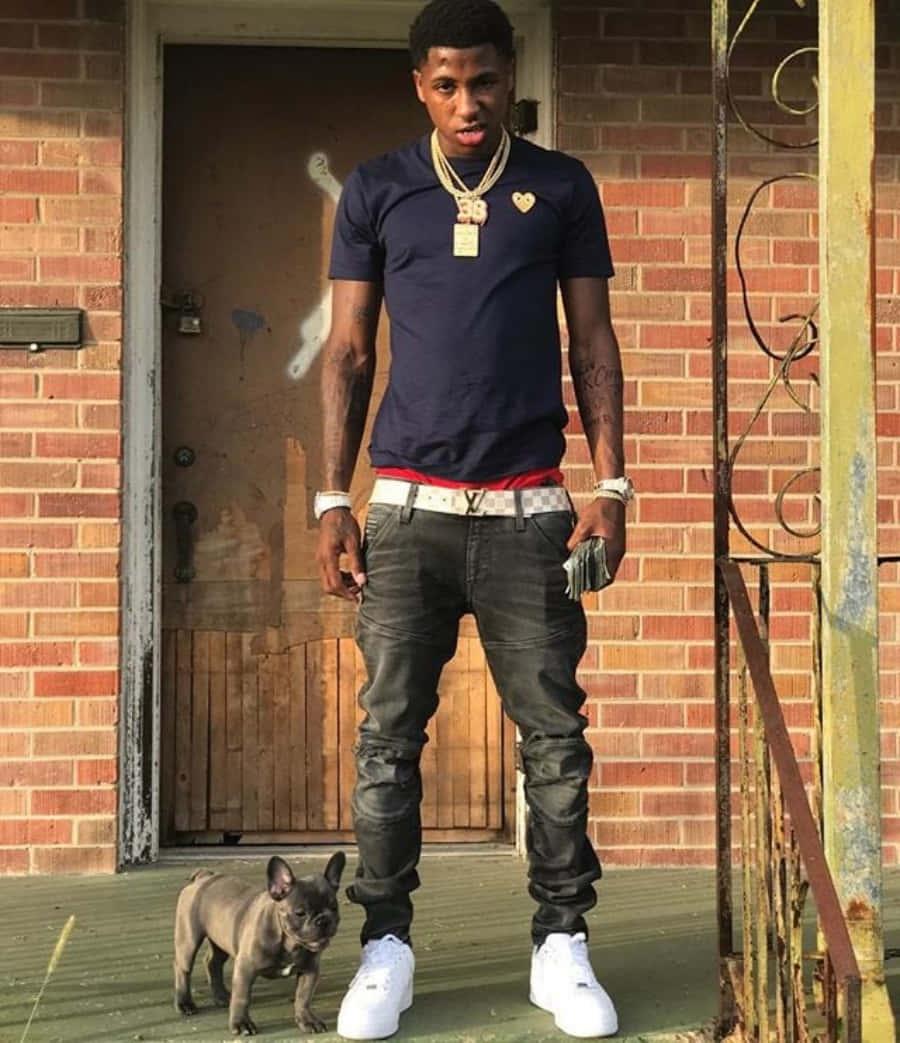 Nba Youngboy rocks the stage — 900x1043 wallpaper