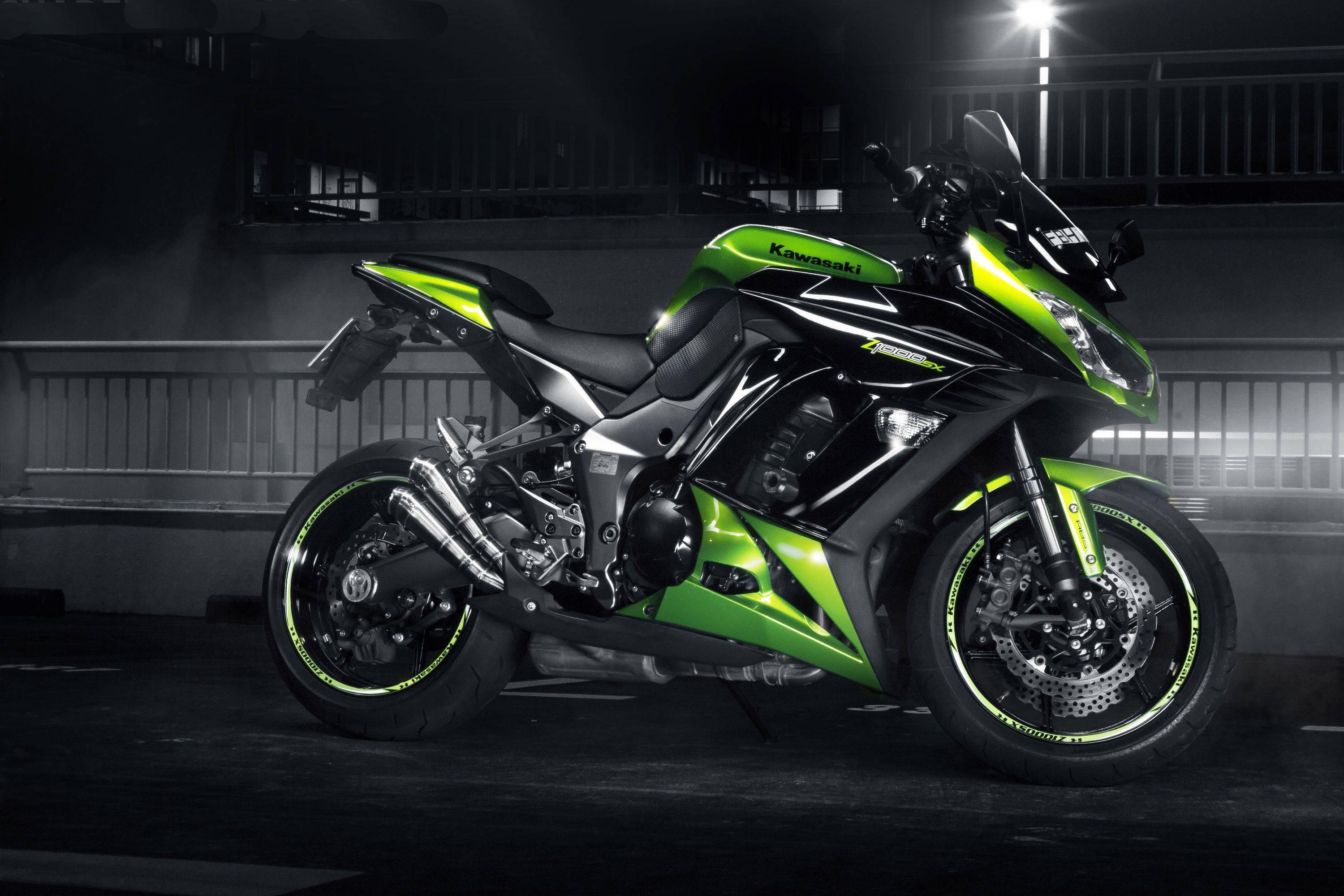 Neon Green And Black Kawasaki H2r — 3000x2000 wallpaper