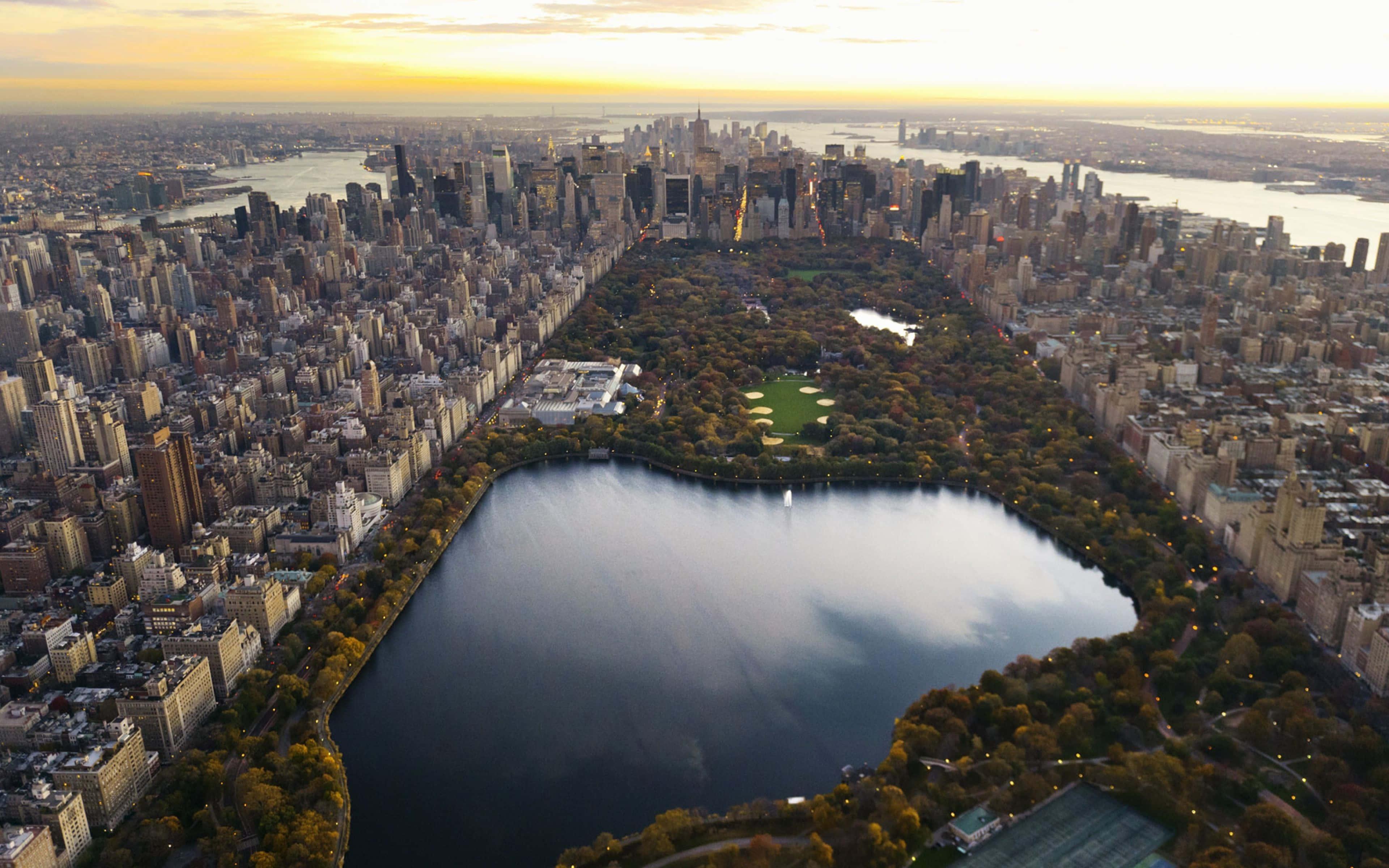 New York City background — 3840x2400 wallpaper