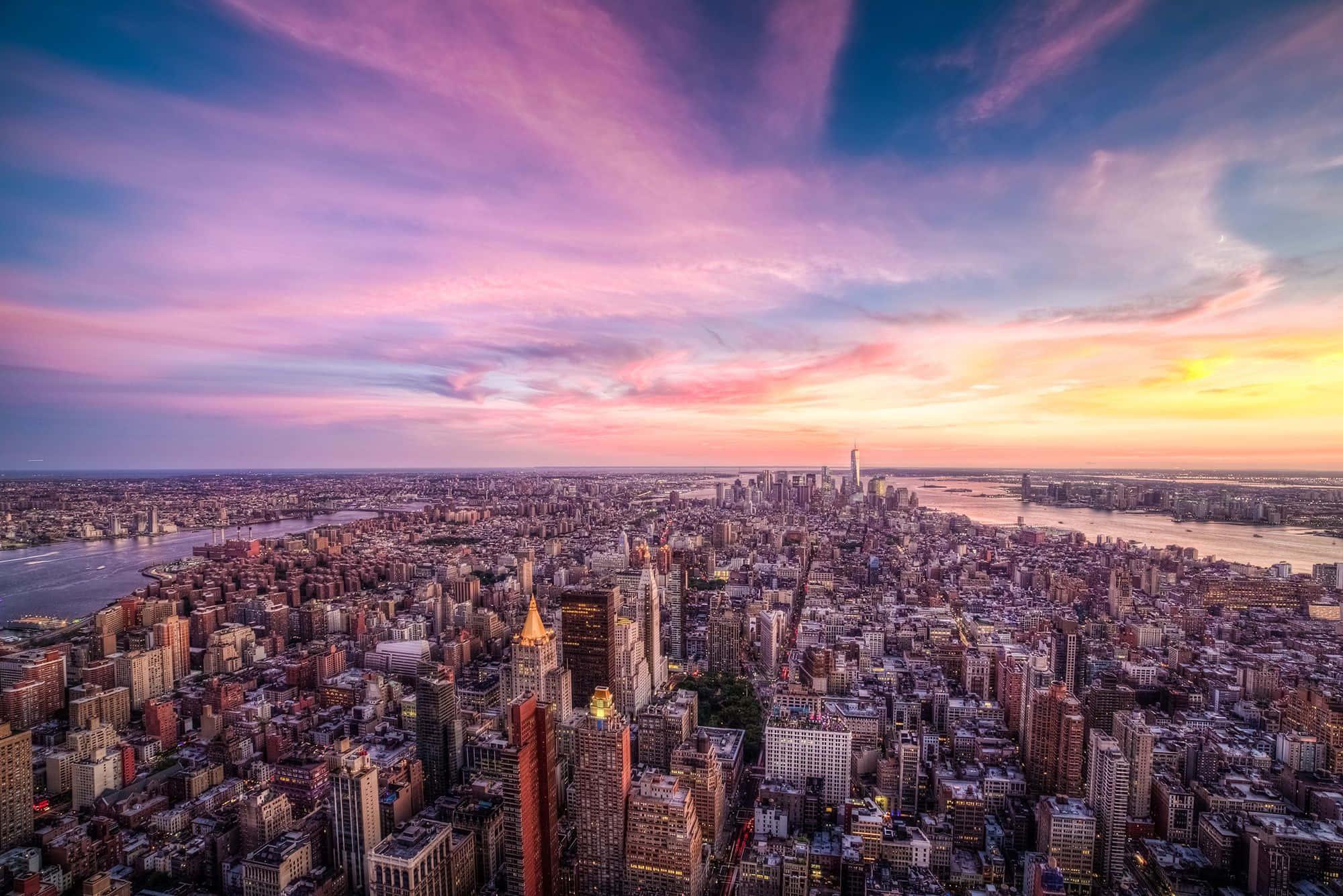 New York City background — 2000x1335 wallpaper
