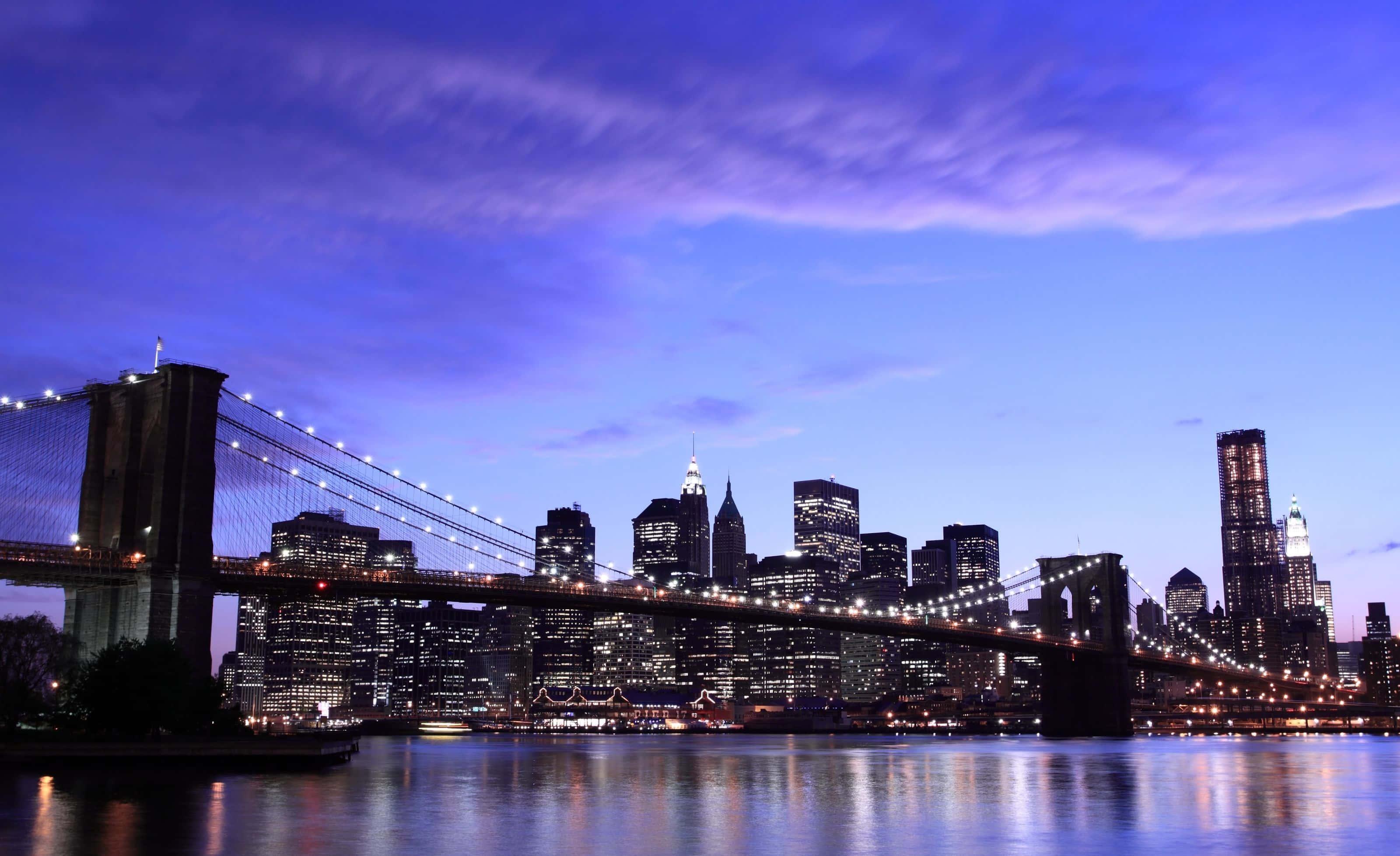 New York City background — 3200x1956 wallpaper