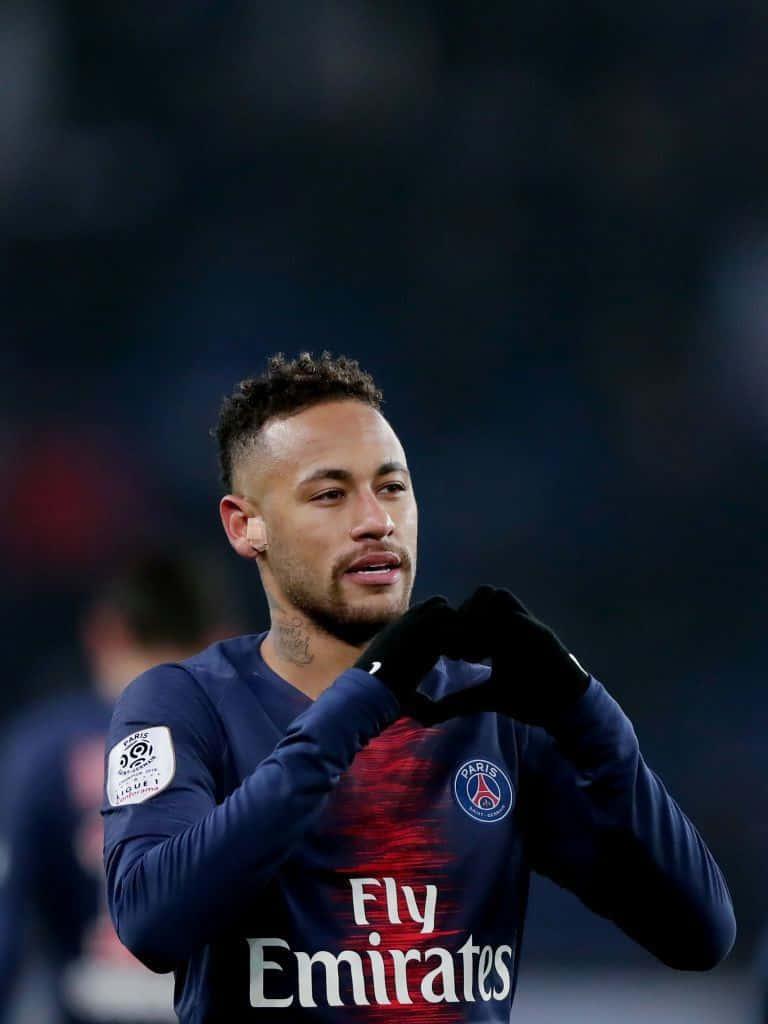 Neymar Jr. taking a free kick against FC Barcelona — 768x1024 wallpaper