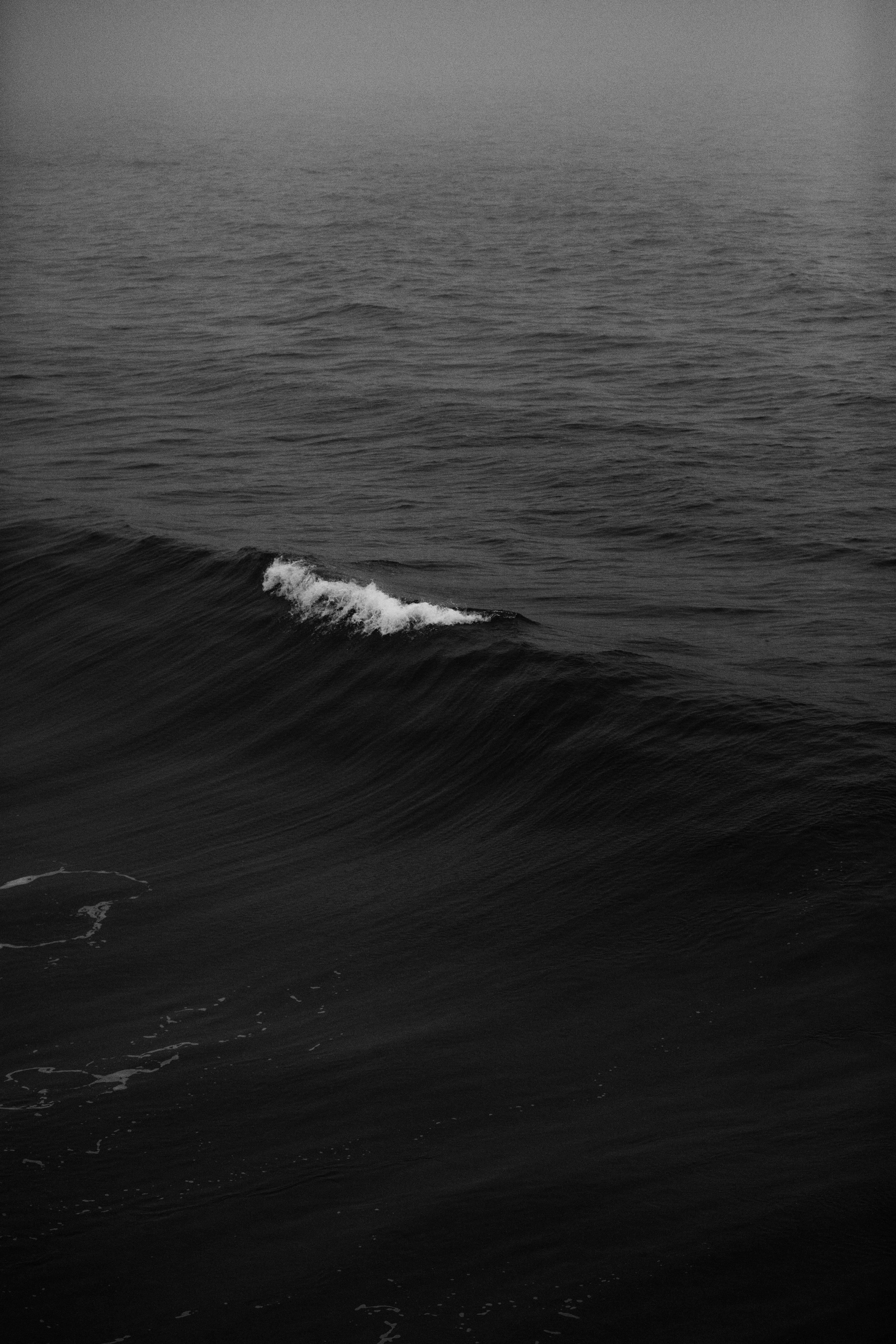 Ocean Waves On Dark Anime — 4480x6720 wallpaper