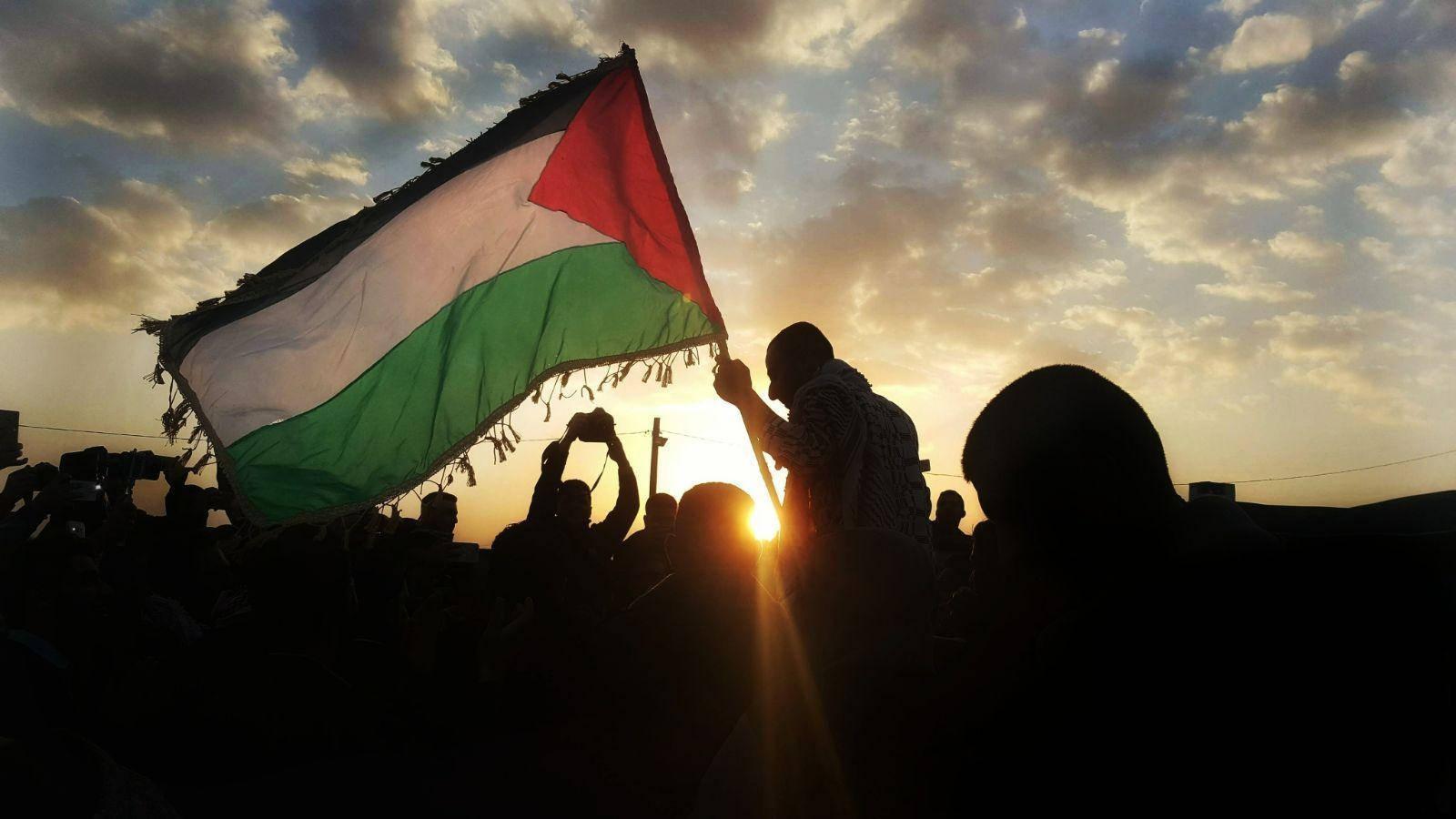 Palestine Flag Over Sunrise — 1600x900 wallpaper