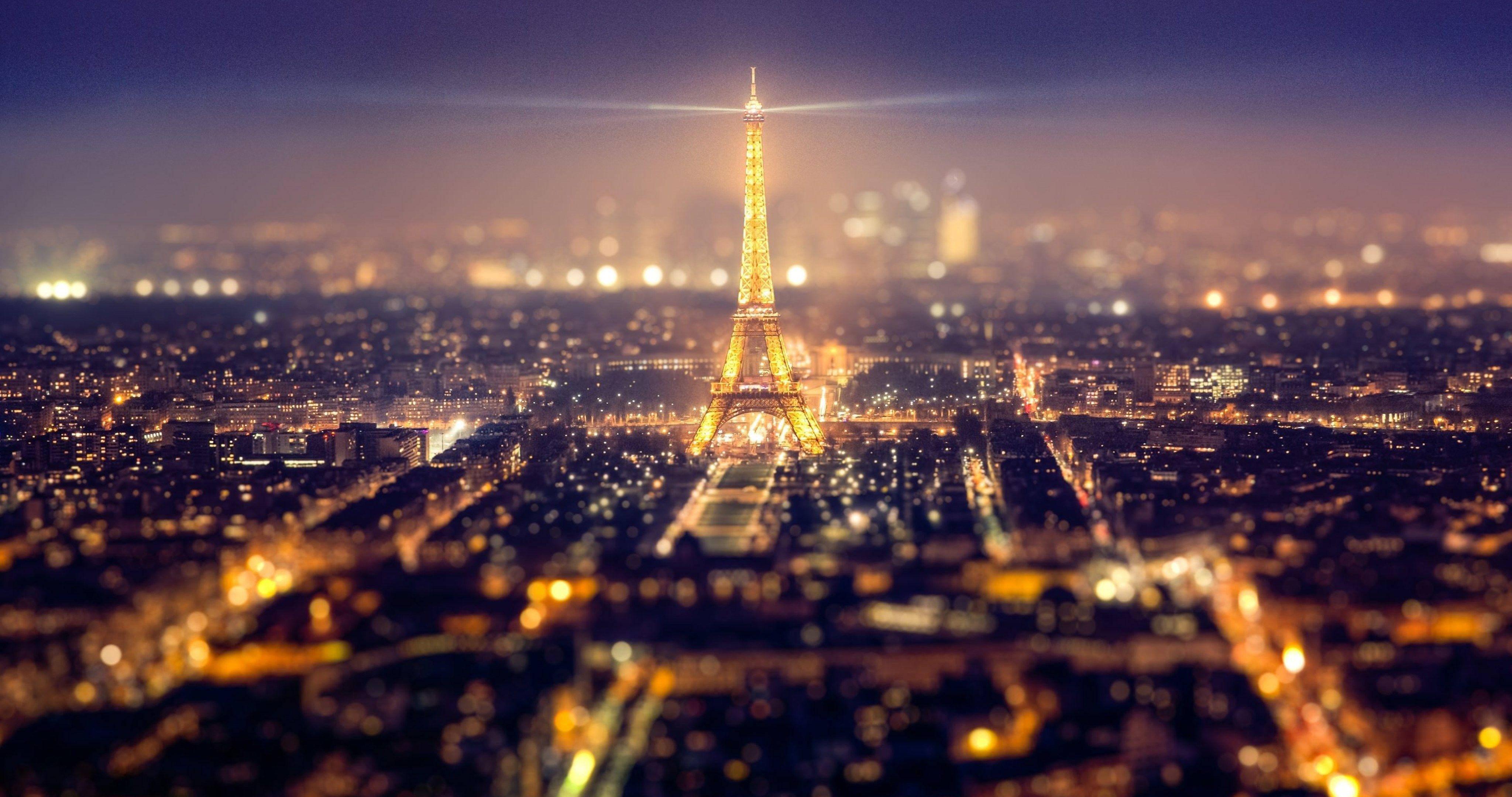 Paris Eiffel Tower Desktop 4K — 4096x2160 wallpaper