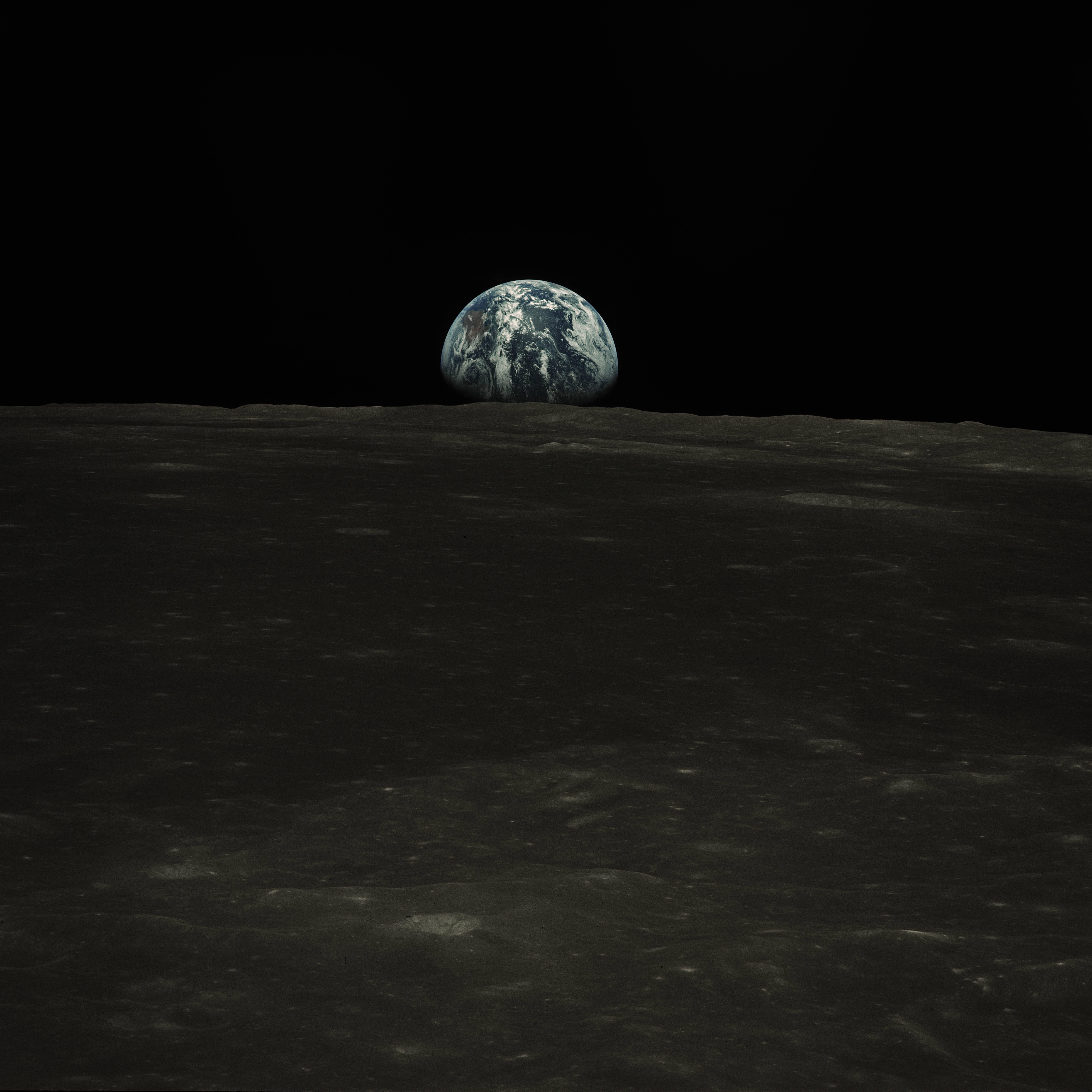 Planet Earthrise — 7000x7000 wallpaper