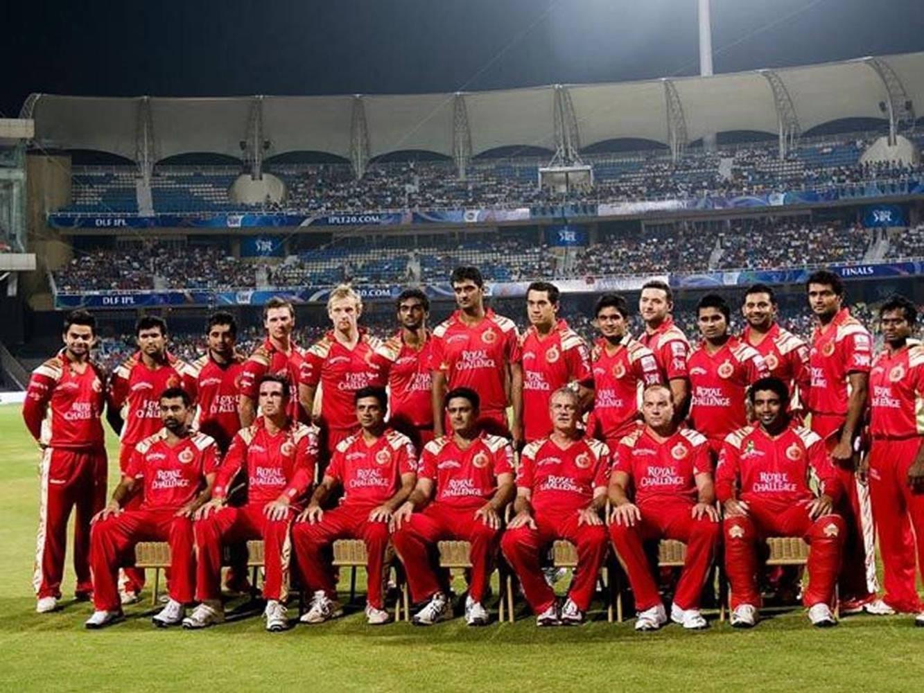 RCB Royal Challengers Bangalore 2010 Lineup — 1333x1000 wallpaper