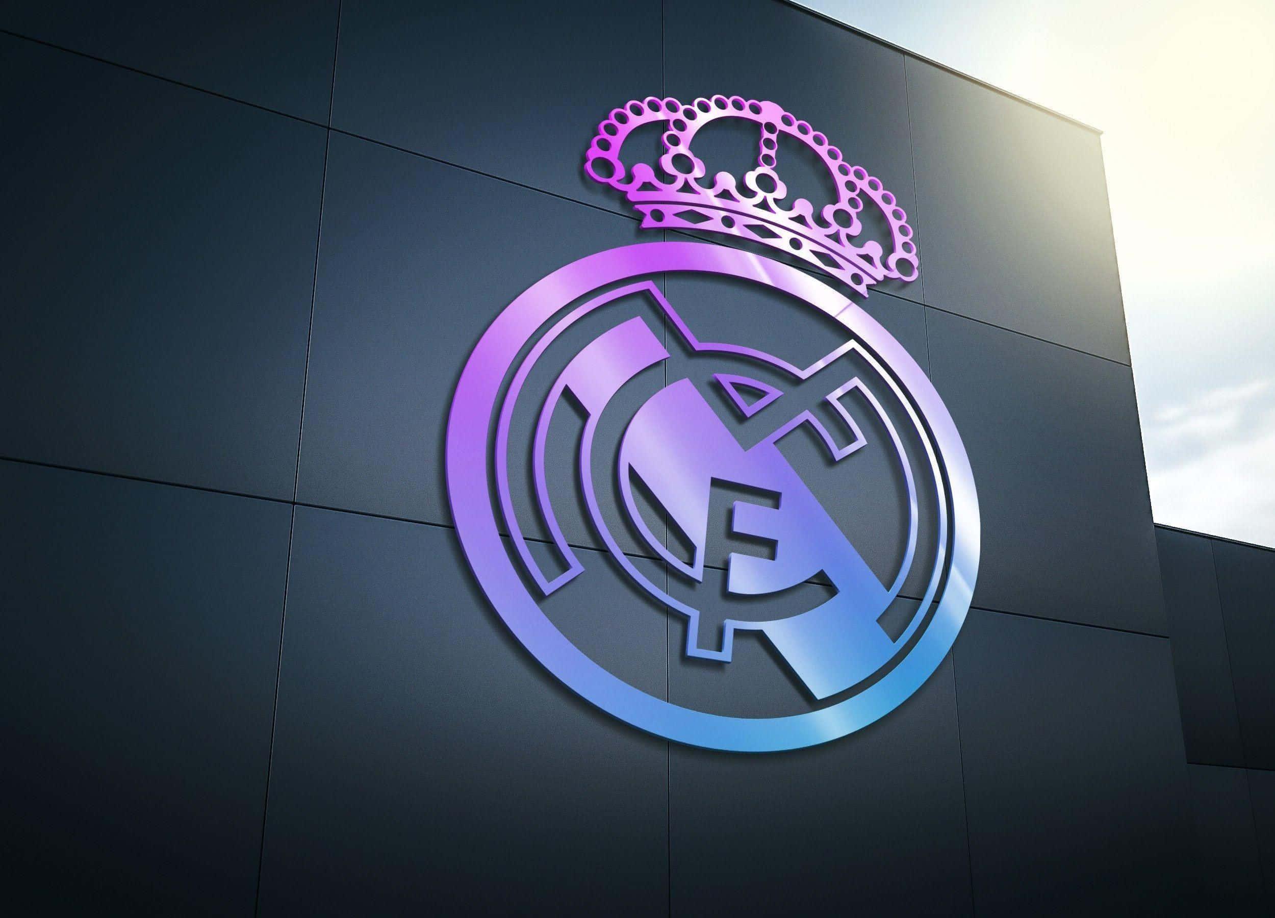 Real Madrid celebrates a goal in a thrilling match — 2500x1800 wallpaper