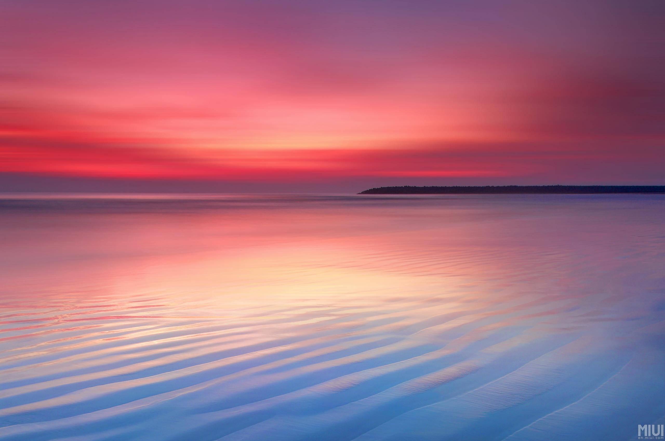 Red Aesthetic Chromebook Background — 2560x1700 wallpaper