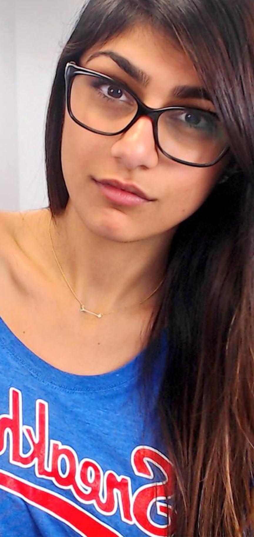 Reflective Stare - Mia Khalifa Portrait — 864x1824 wallpaper