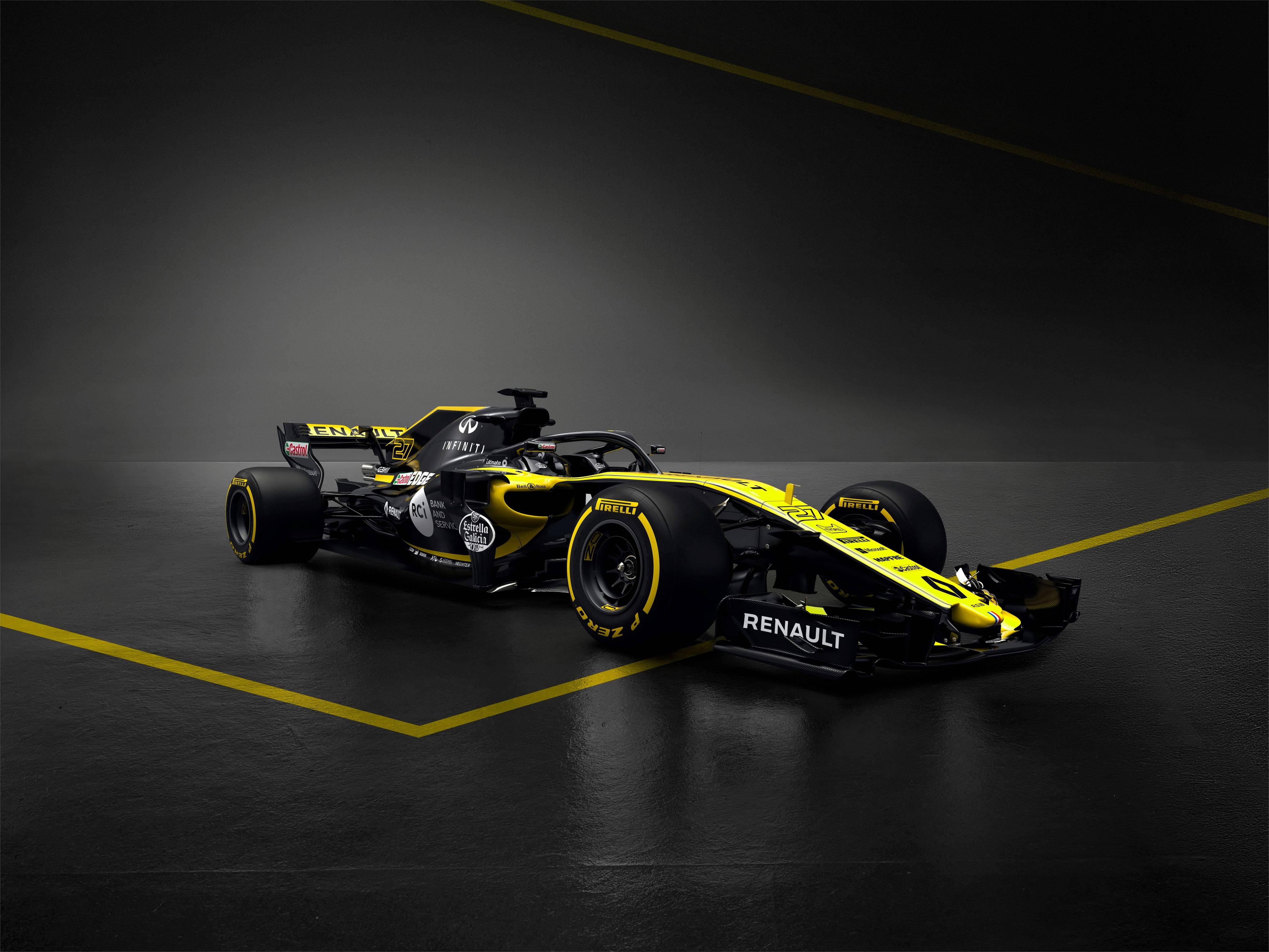 Renault F1 Race Car — 4096x3072 wallpaper