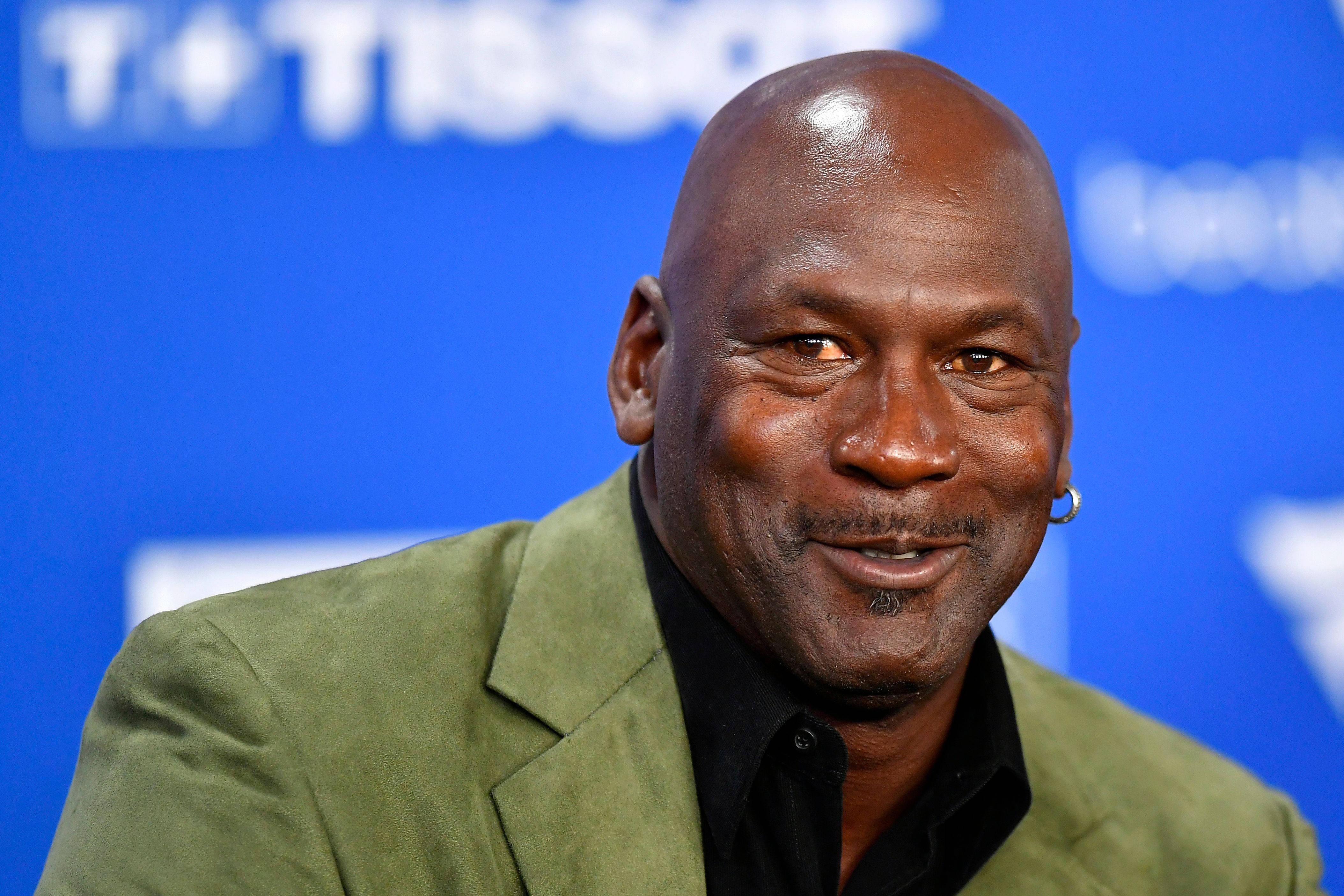 Retired Michael Jordan — 4215x2810 wallpaper