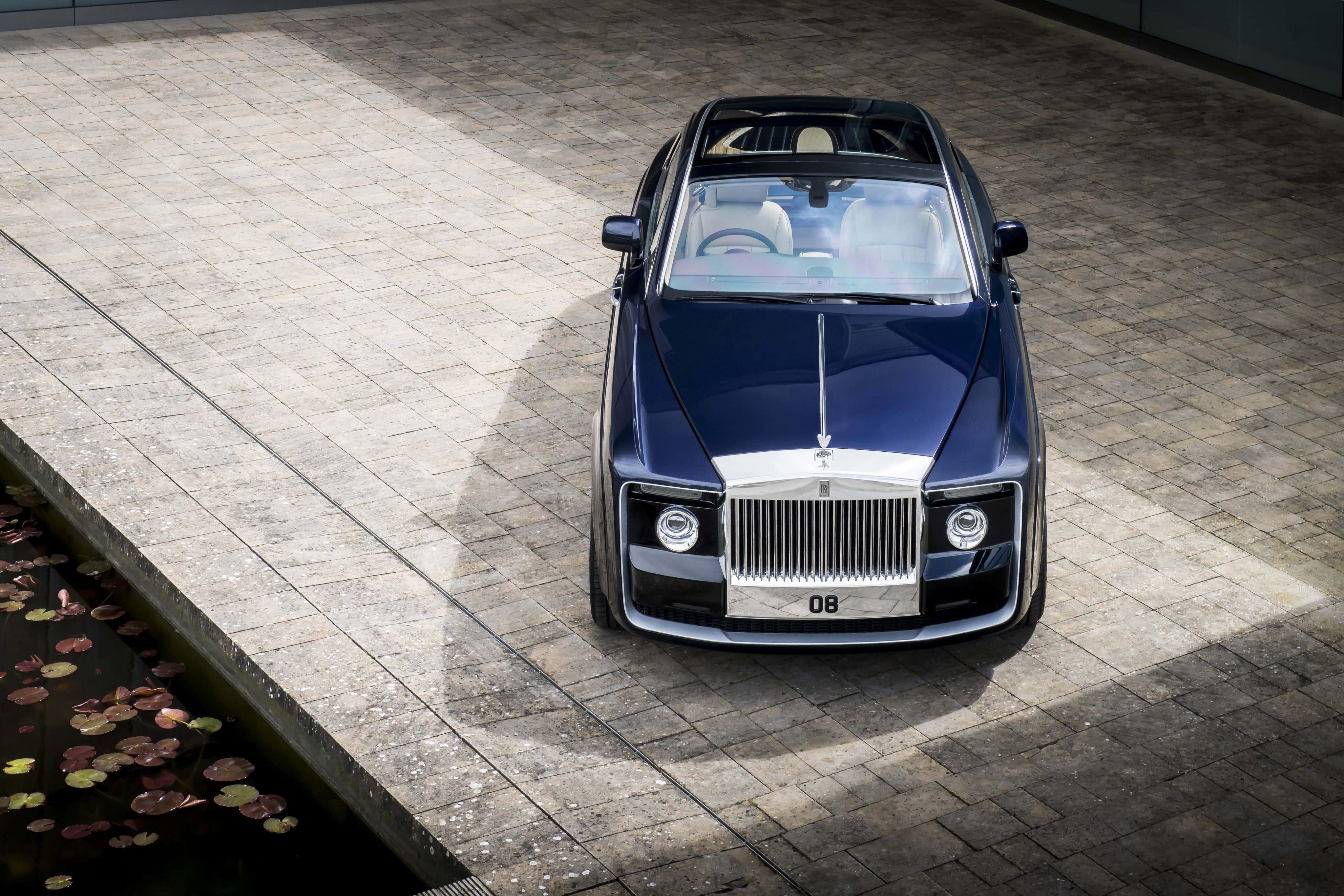 Rolls Royce pictures — 4096x2732 wallpaper