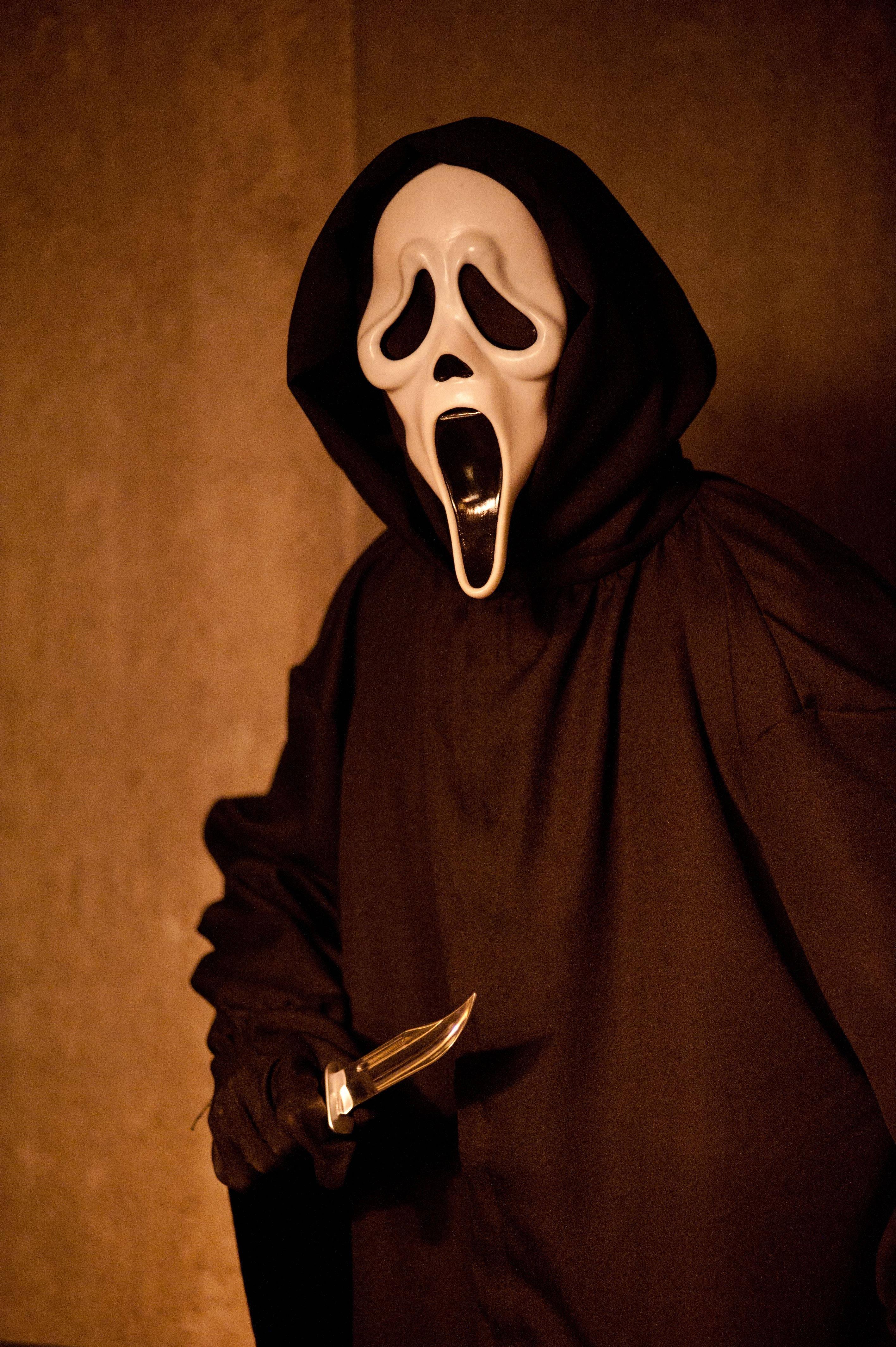 Scream Polished Mask — 2832x4256 wallpaper