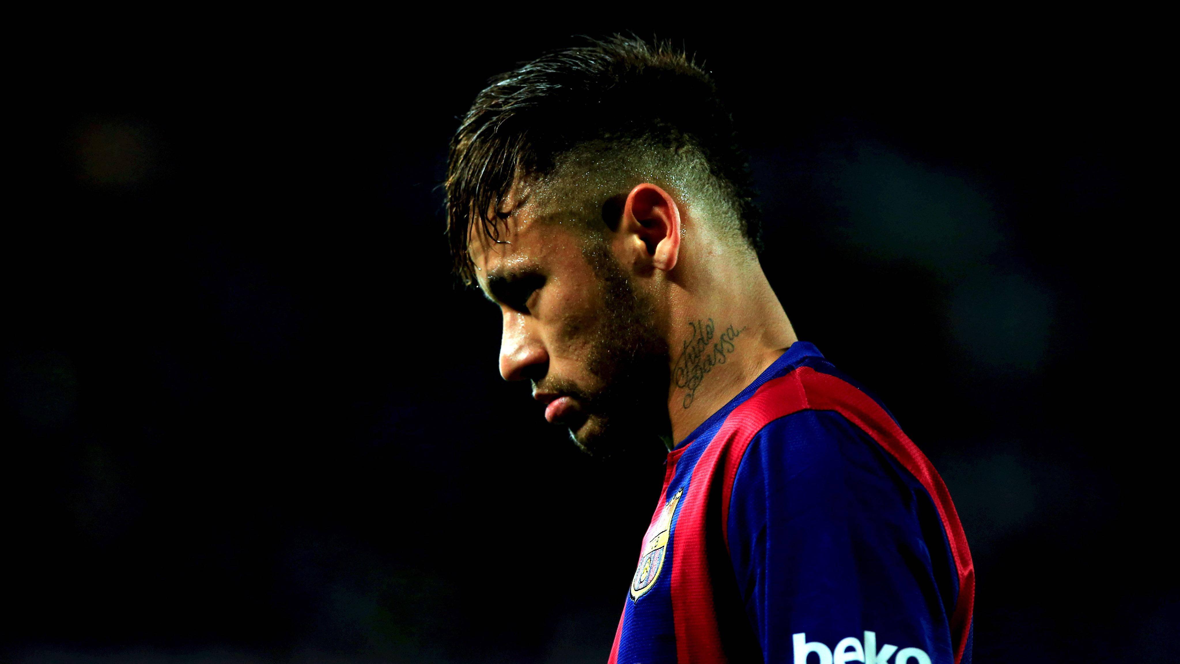 Side View of Neymar Jr. — 4096x2304 wallpaper