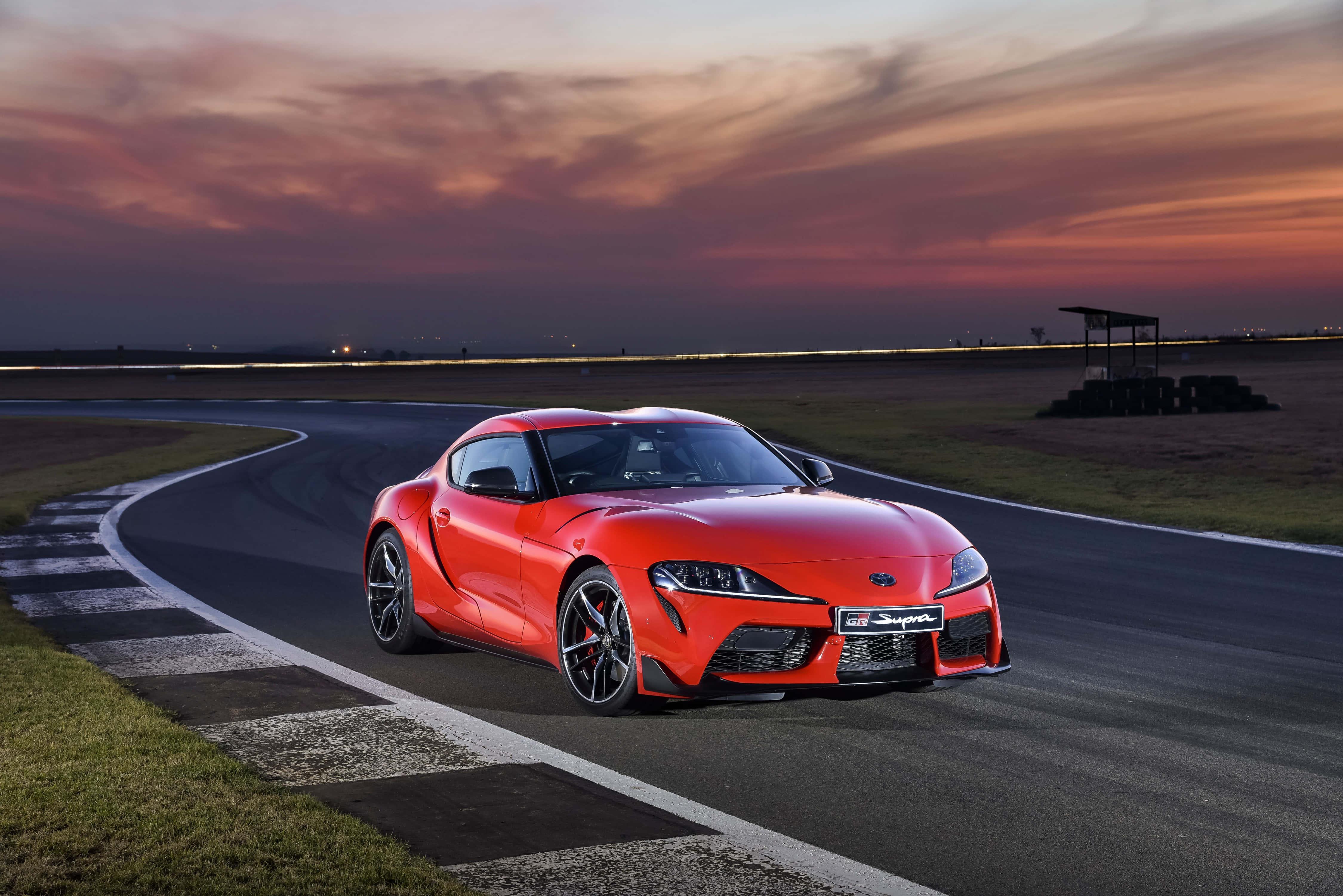 Supra 4500 x 3004 background — 4500x3004 wallpaper