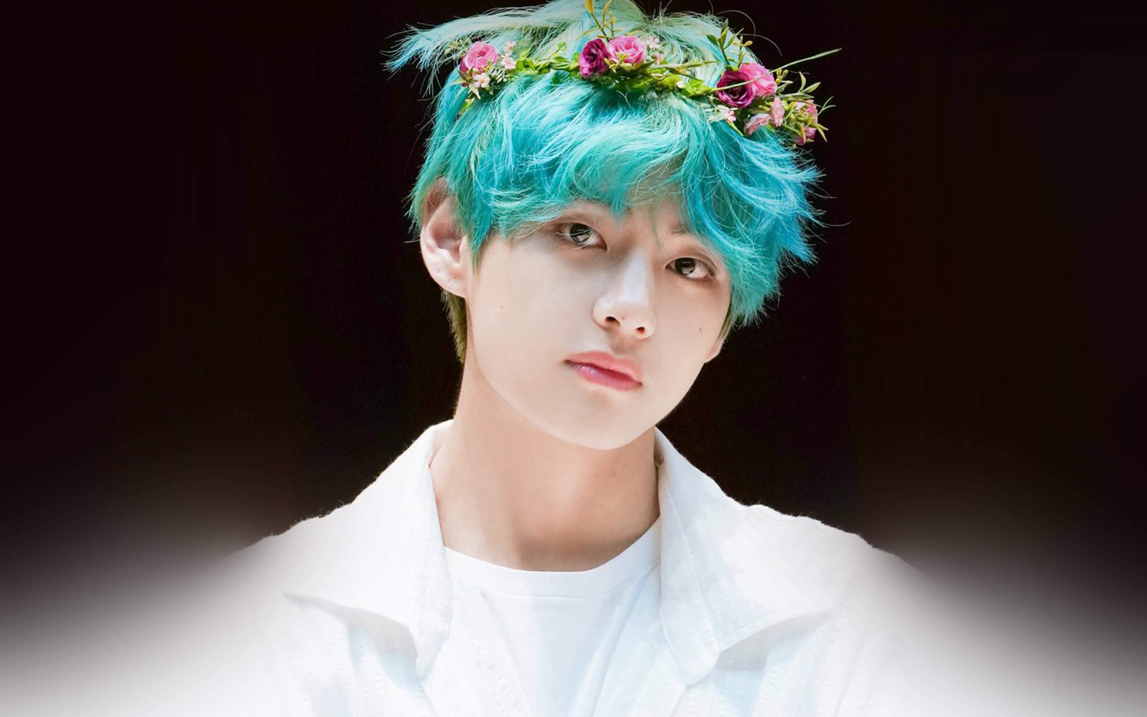 Taehyung Flower Crown — 3840x2400 wallpaper