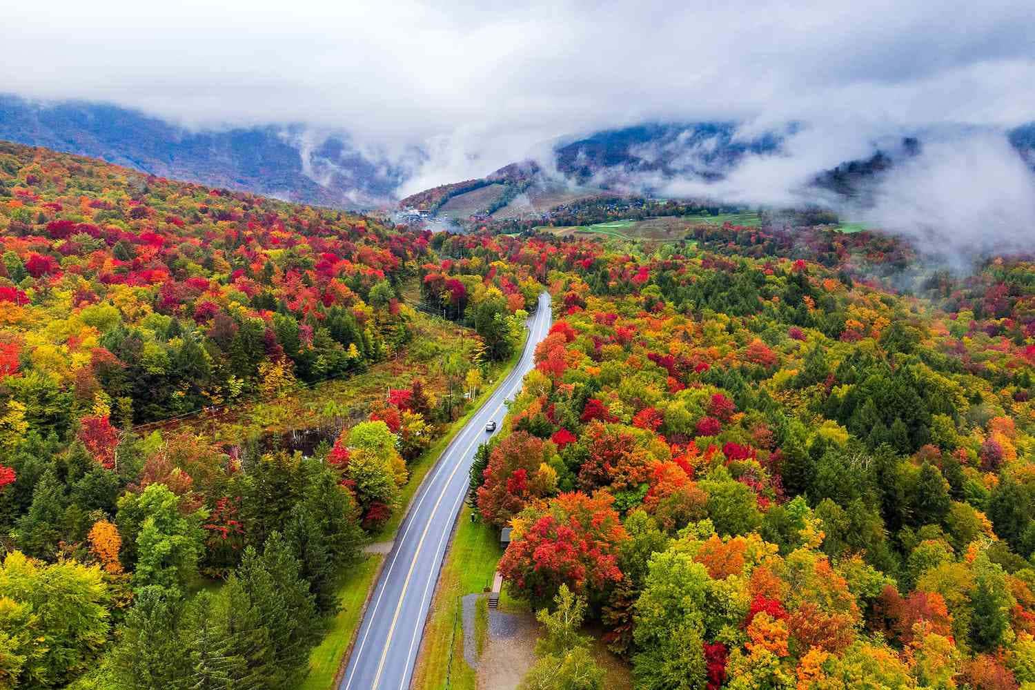Take in nature's beauty this Fall with breathtaking views — 1500x1000 wallpaper