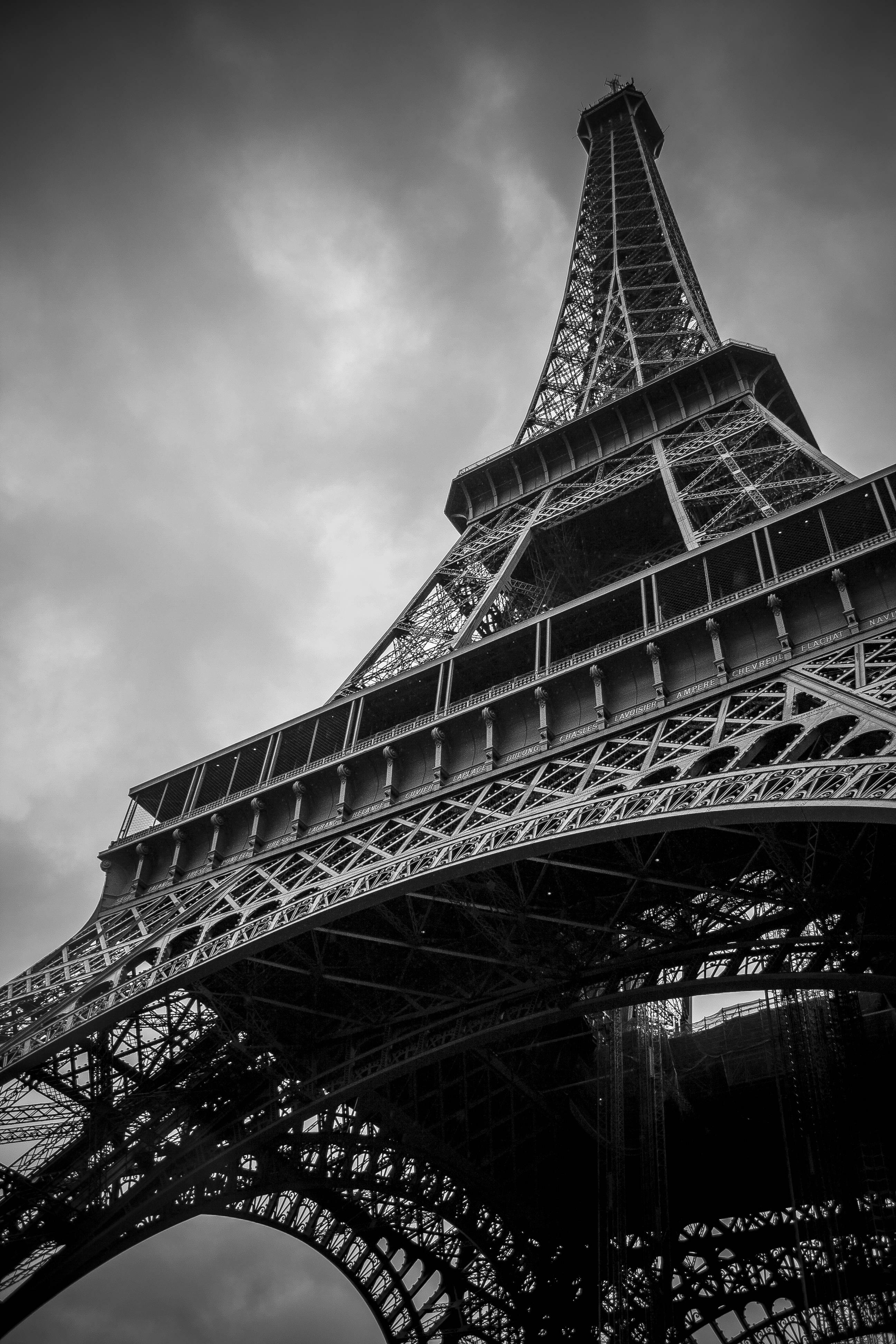 The city of lights stands proud in black and white — 2592x3888 wallpaper