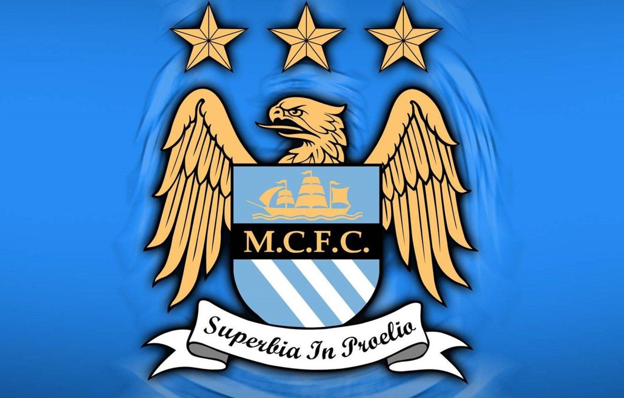 The Eagle: Symbol of Manchester City — 2048x1307 wallpaper