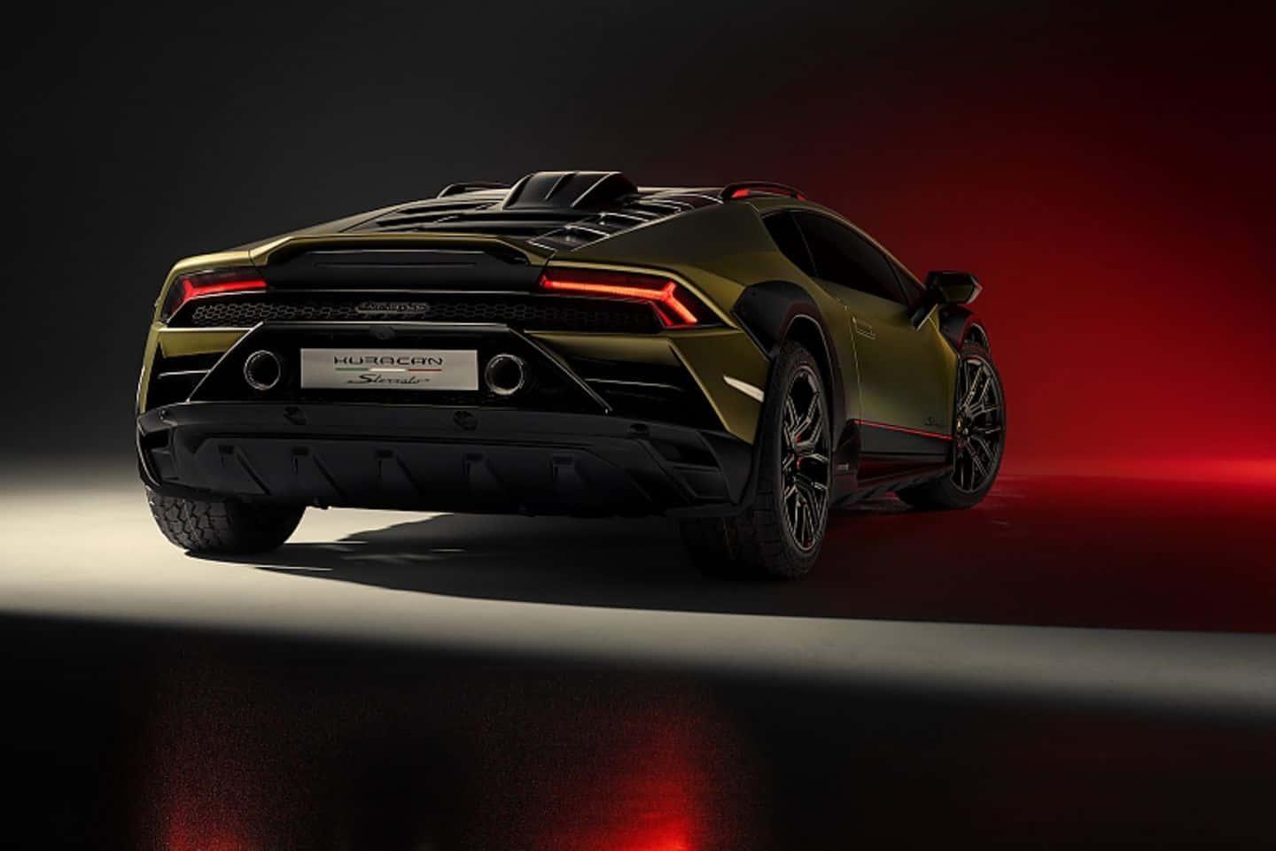 the rear end of a green lamborghini sports car — 1440x961 wallpaper
