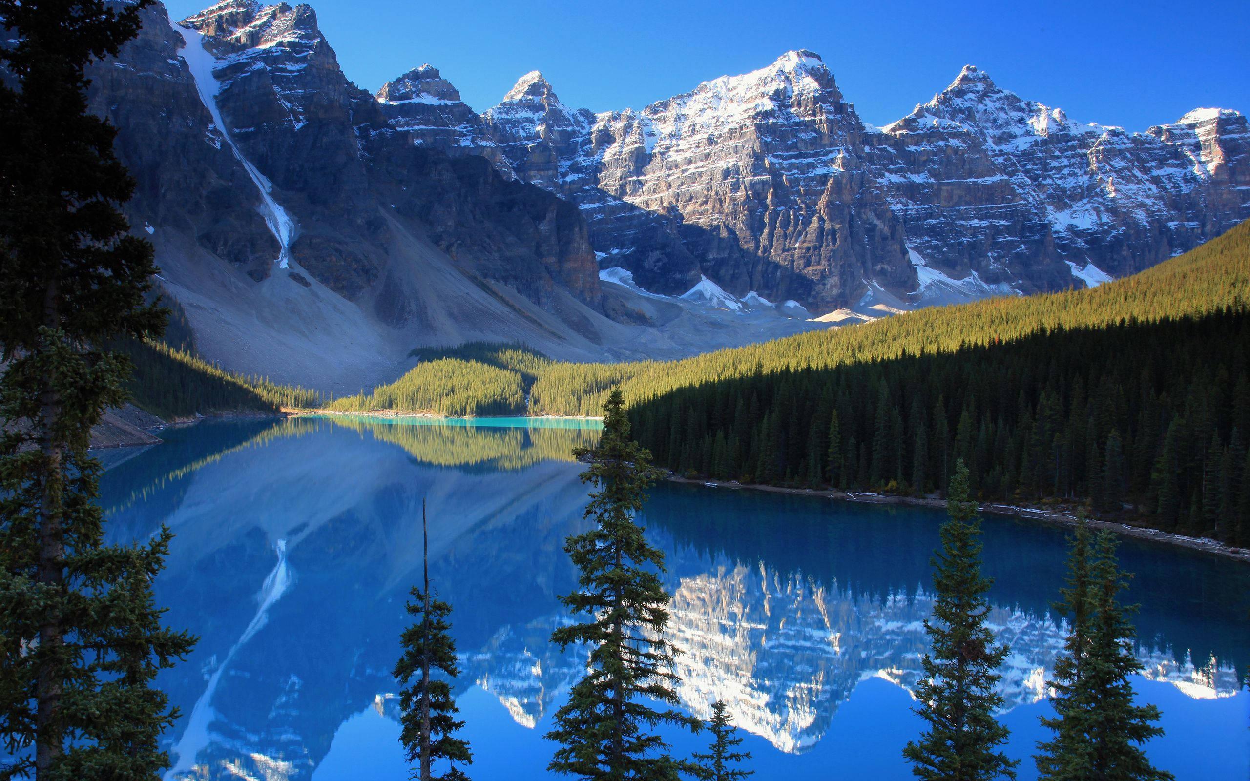The Serene Beauty of a Cool Snowy Mountain — 2560x1600 wallpaper