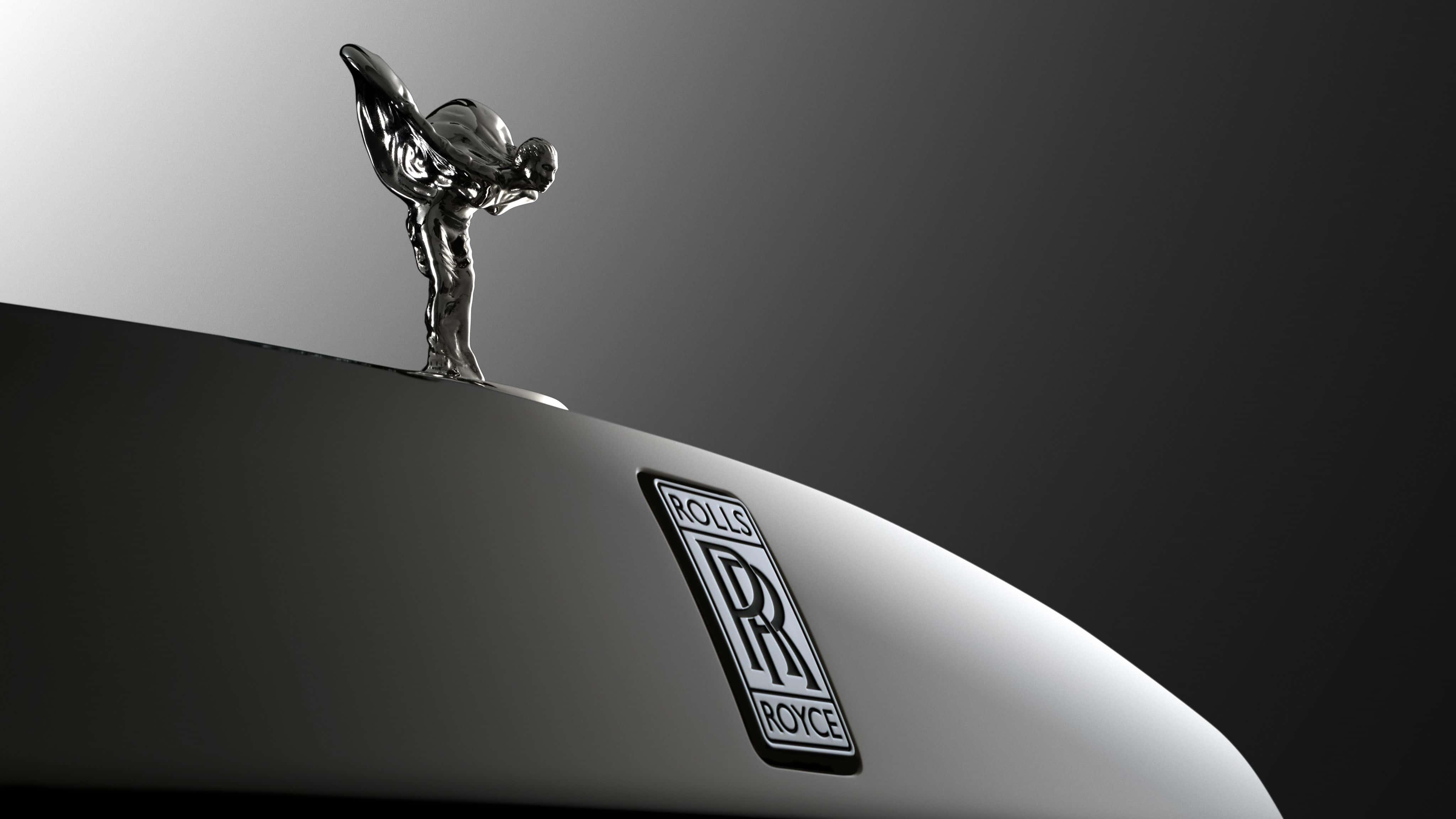 The Timeless Elegance of a Rolls Royce — 4096x2304 wallpaper