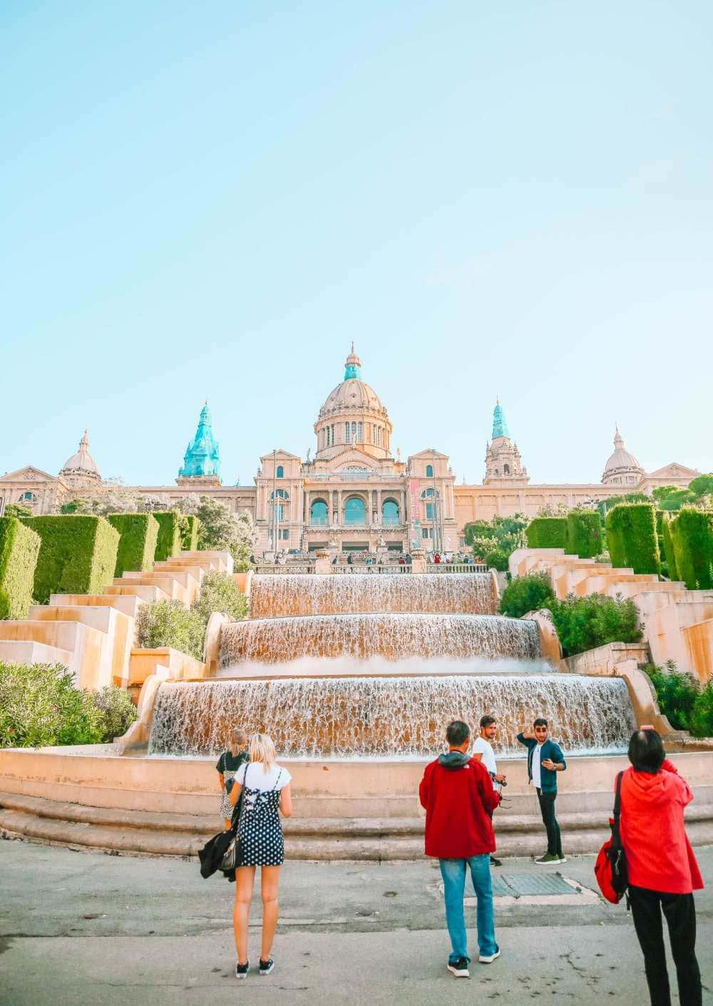 The vibrant skyline of Barcelona, Spain — 1000x1411 wallpaper