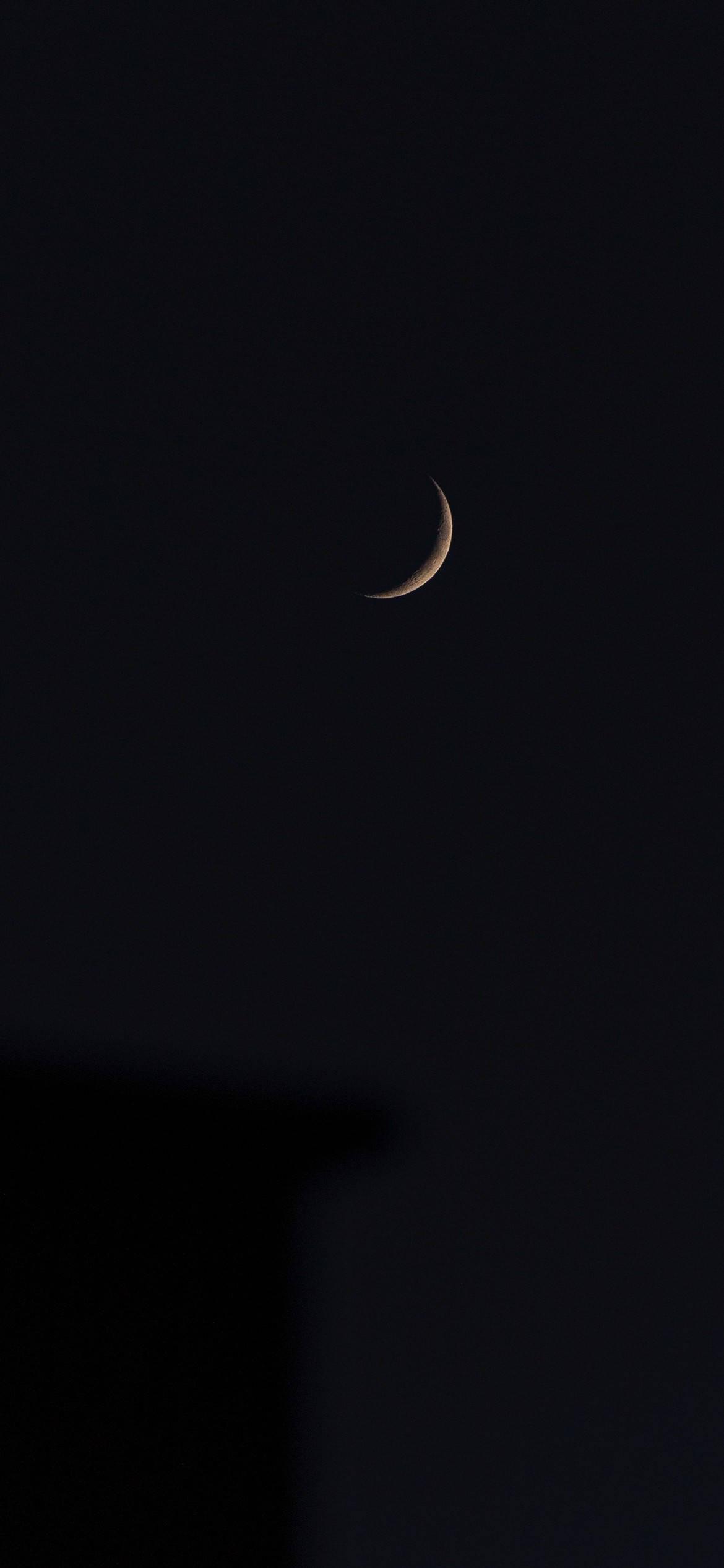 Thin Moon Aesthetic — 1170x2532 wallpaper