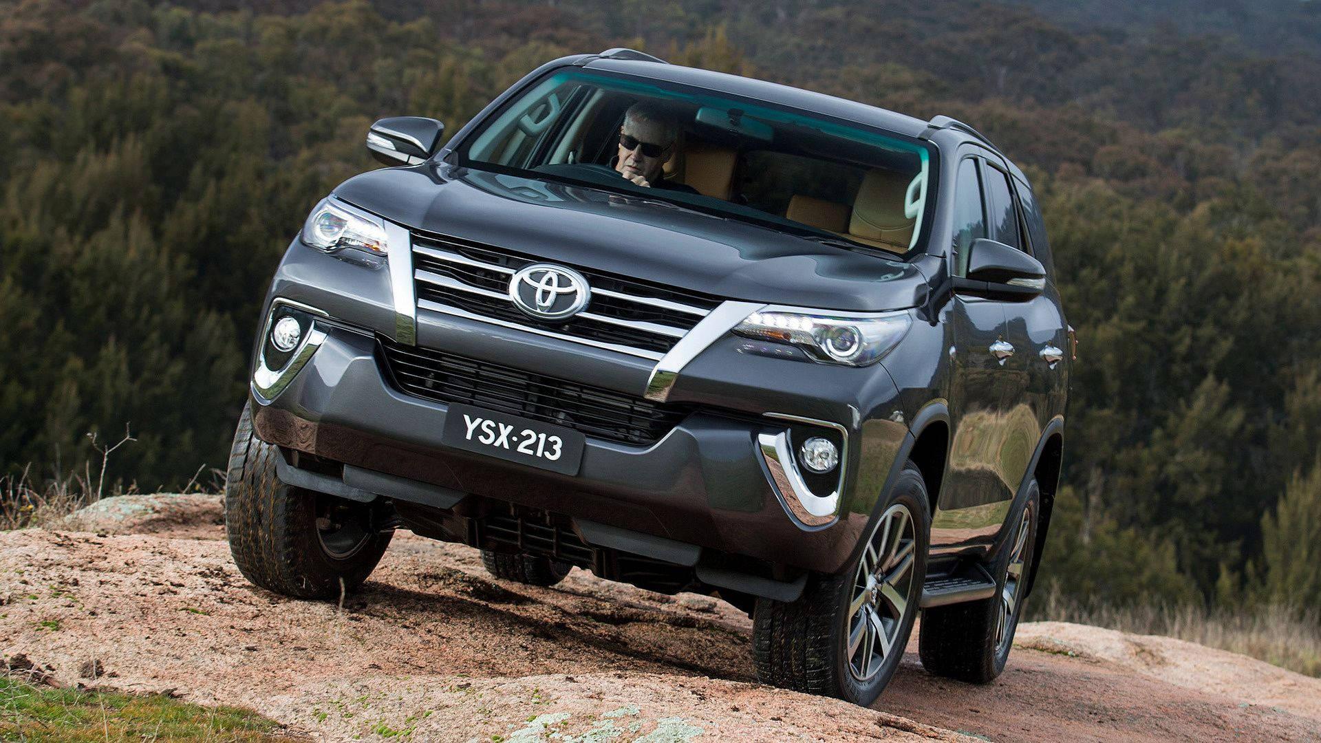 Toyota Fortuner GXL Variant Model — 1920x1080 wallpaper