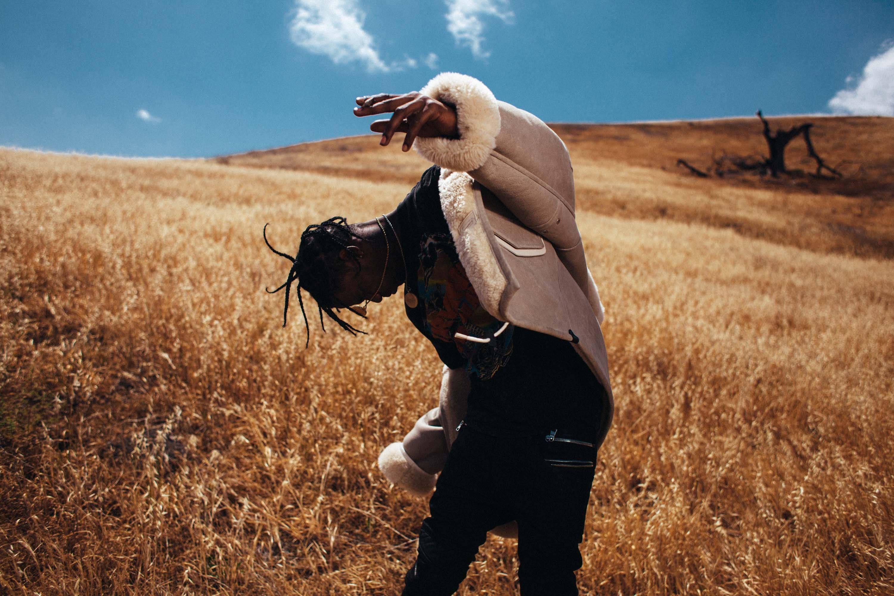 Travis Scott at his Grammy's performance — 3000x2000 wallpaper