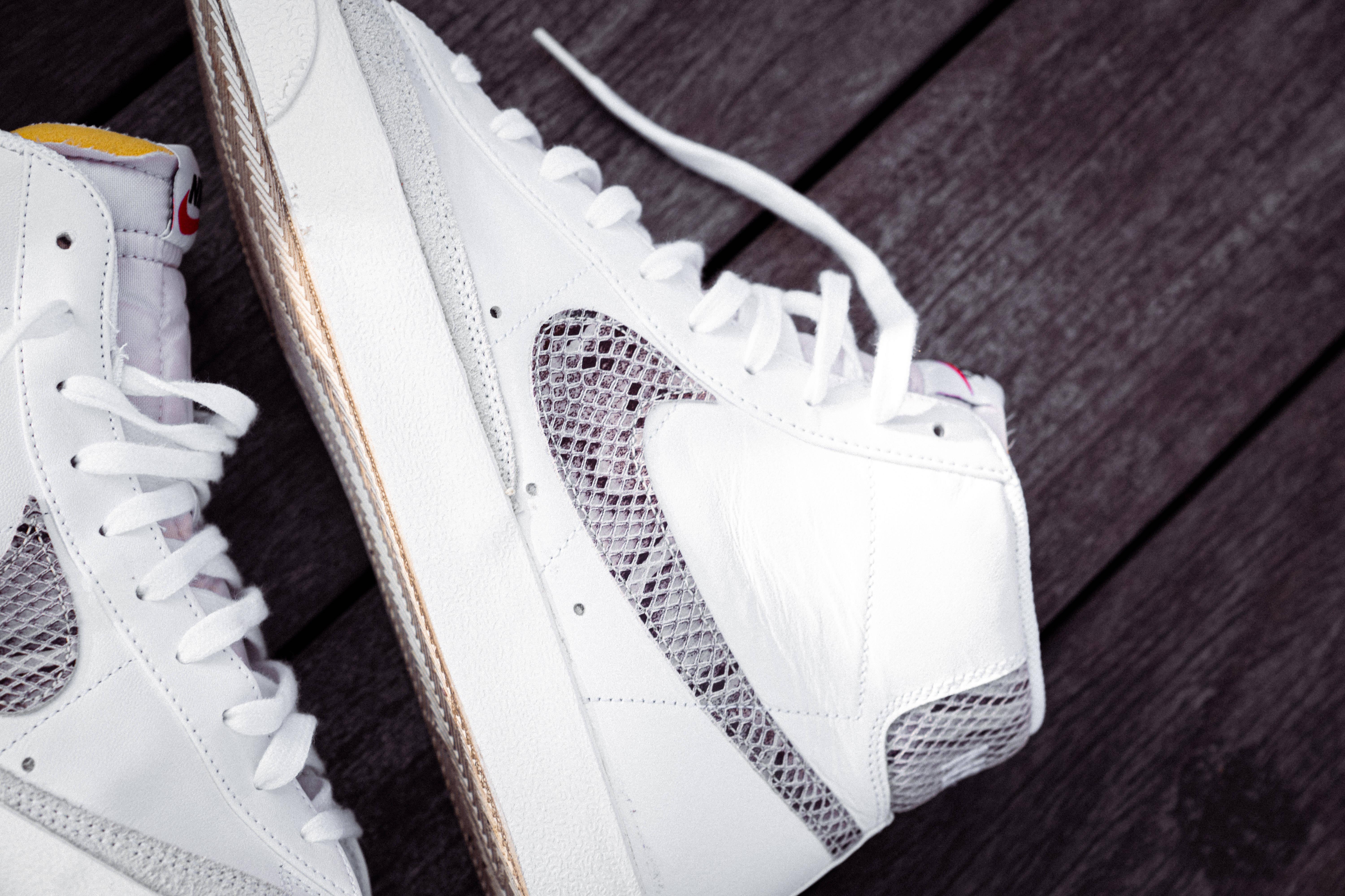 Trendsetting Cool Nike Sneakers — 6000x4000 wallpaper