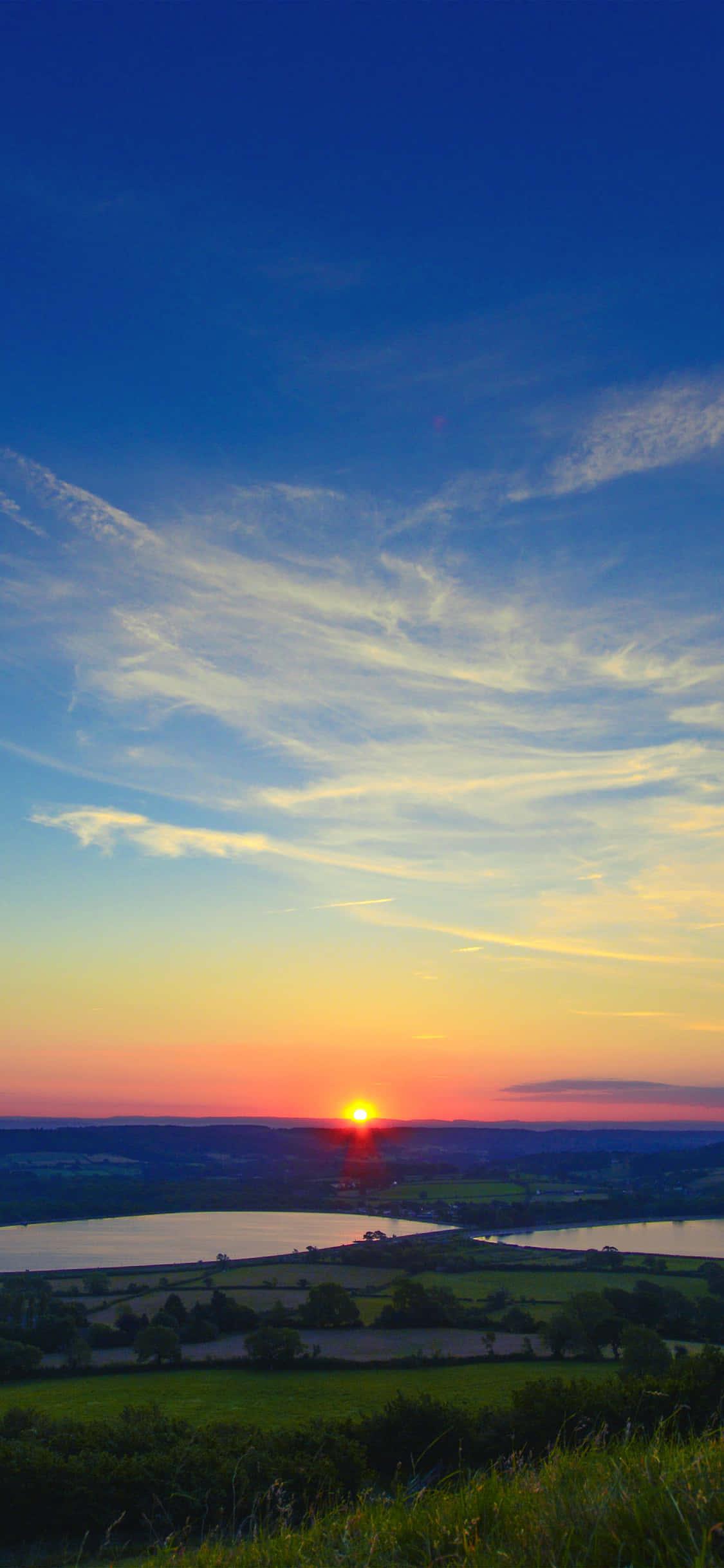Unwind in Paradise with a Summer Iphone — 1125x2436 wallpaper