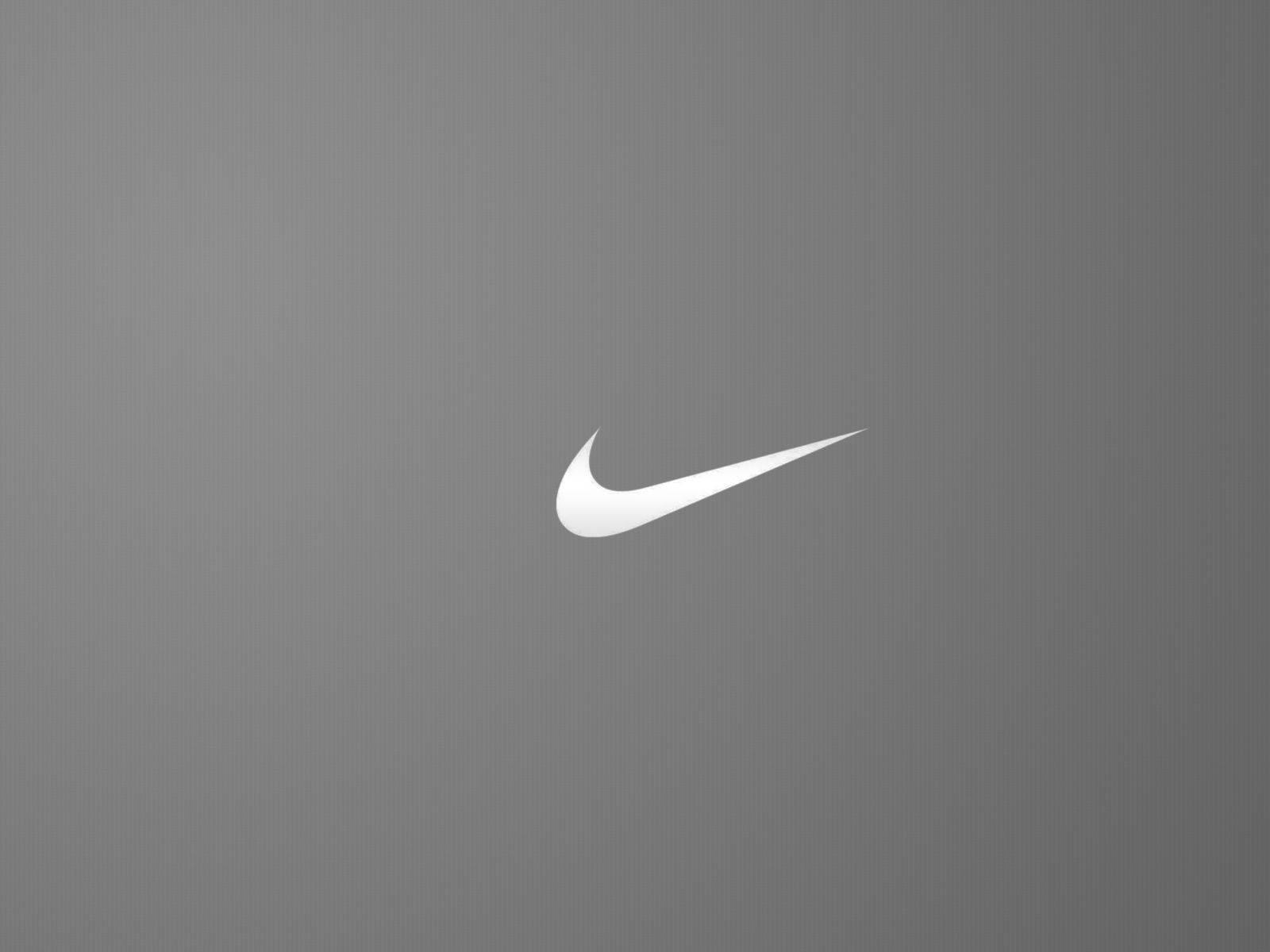 Walk with confidence, courage and Nike — 1600x1200 wallpaper