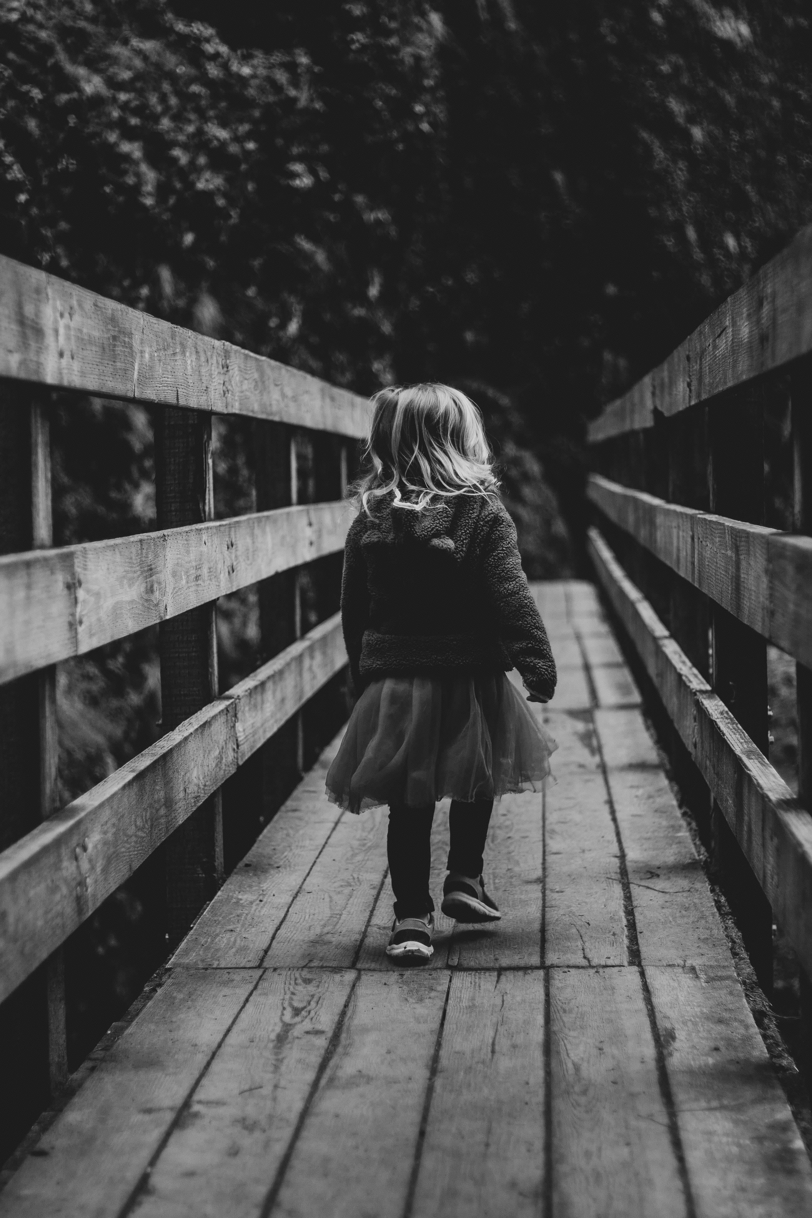 Wanderlust - Girl Walking Alone in Black and White — 2592x3888 wallpaper