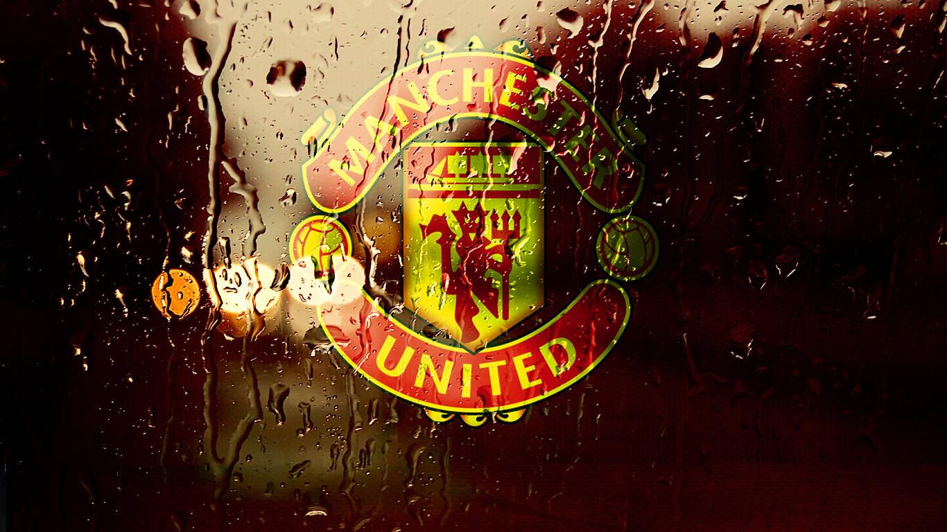 Wet Manchester United Poster — 1366x768 wallpaper