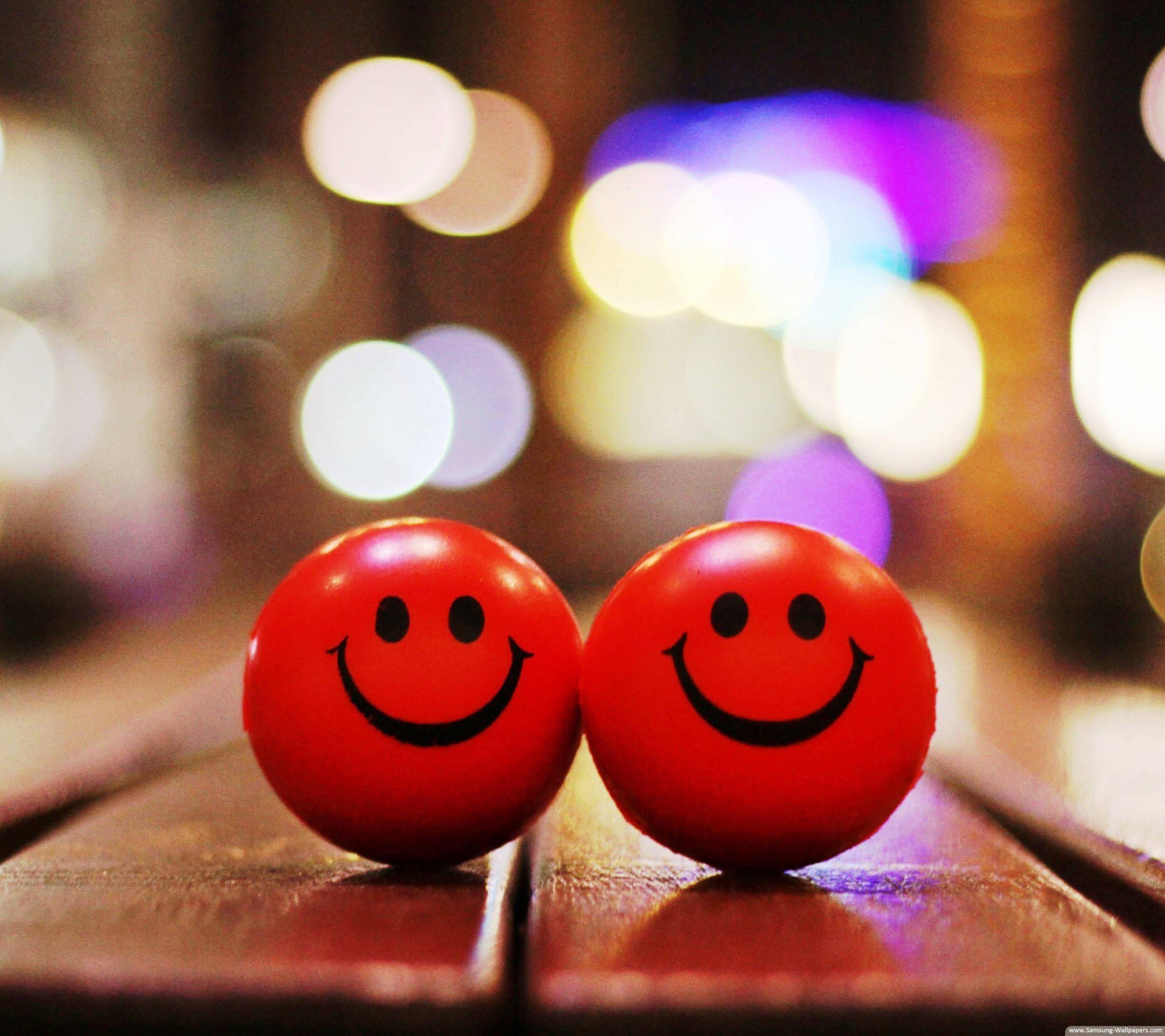 WhatsApp DP Red Smiley Balls — 2981x2650 wallpaper