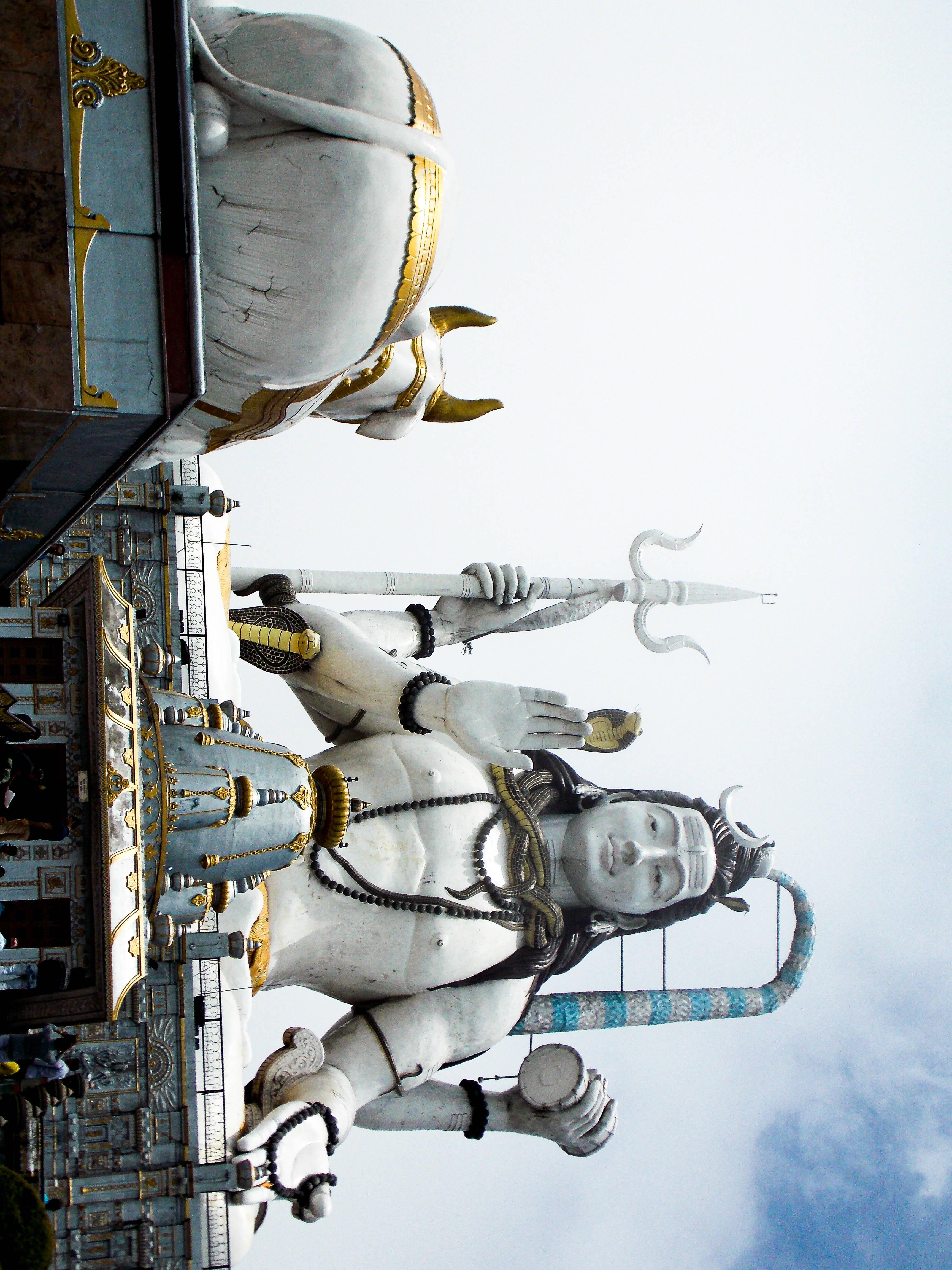 White Shiva Statute — 3456x4608 wallpaper